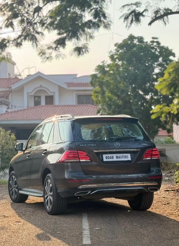 Mercedes Benz GLE - Image 6