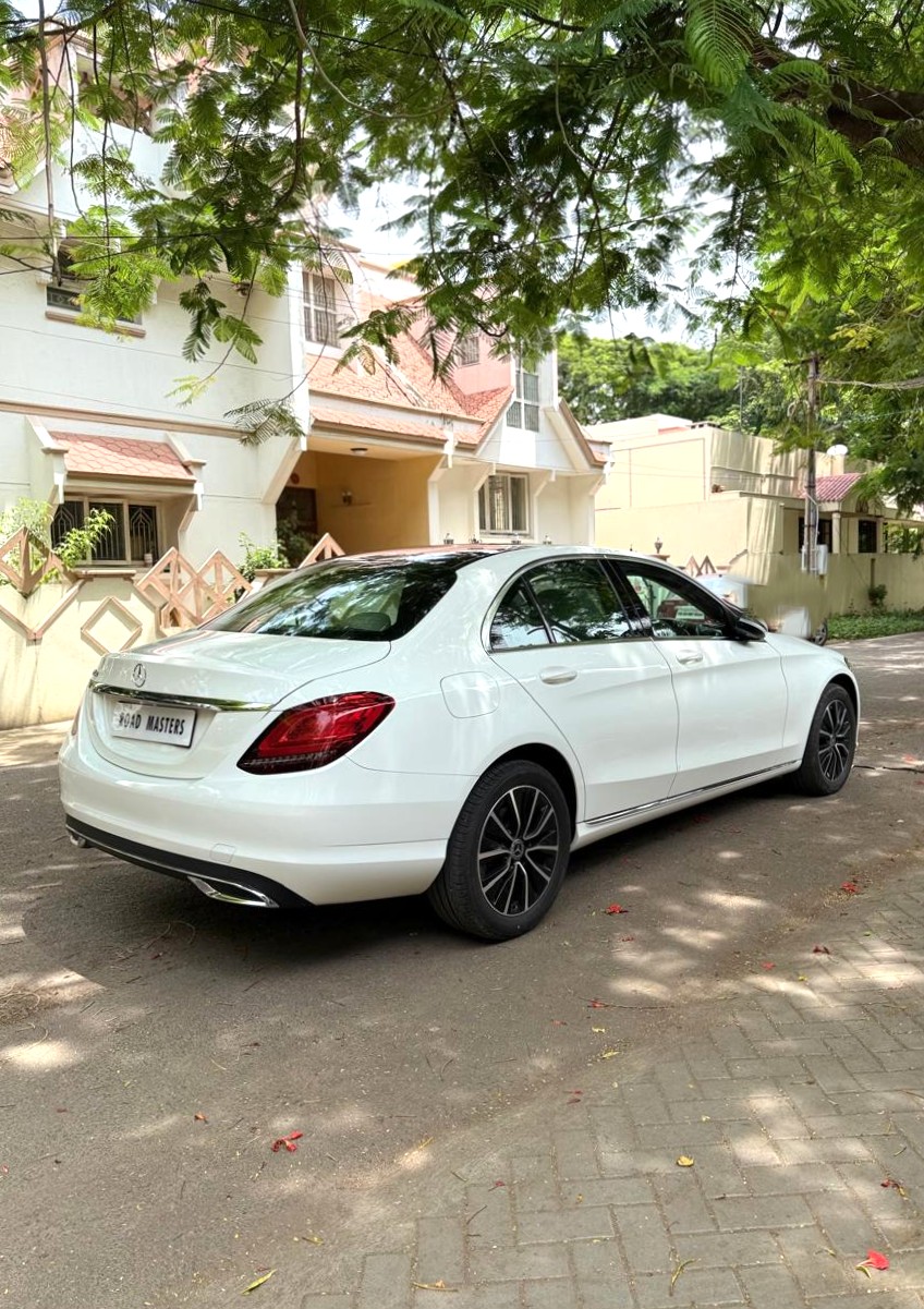 Mercedes Benz C-Class - Image 3