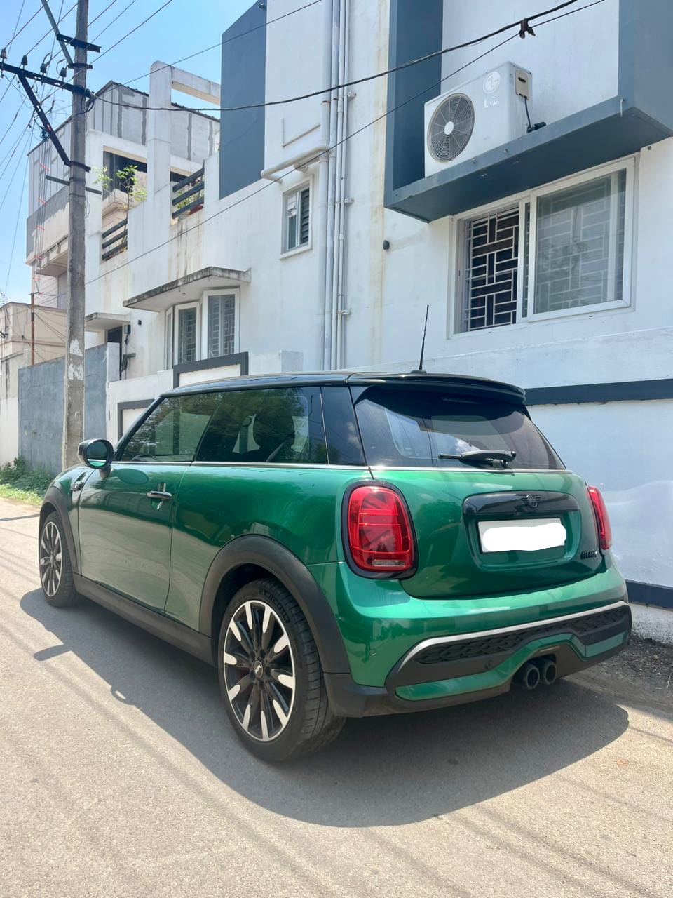 MINI Cooper S - Image 1