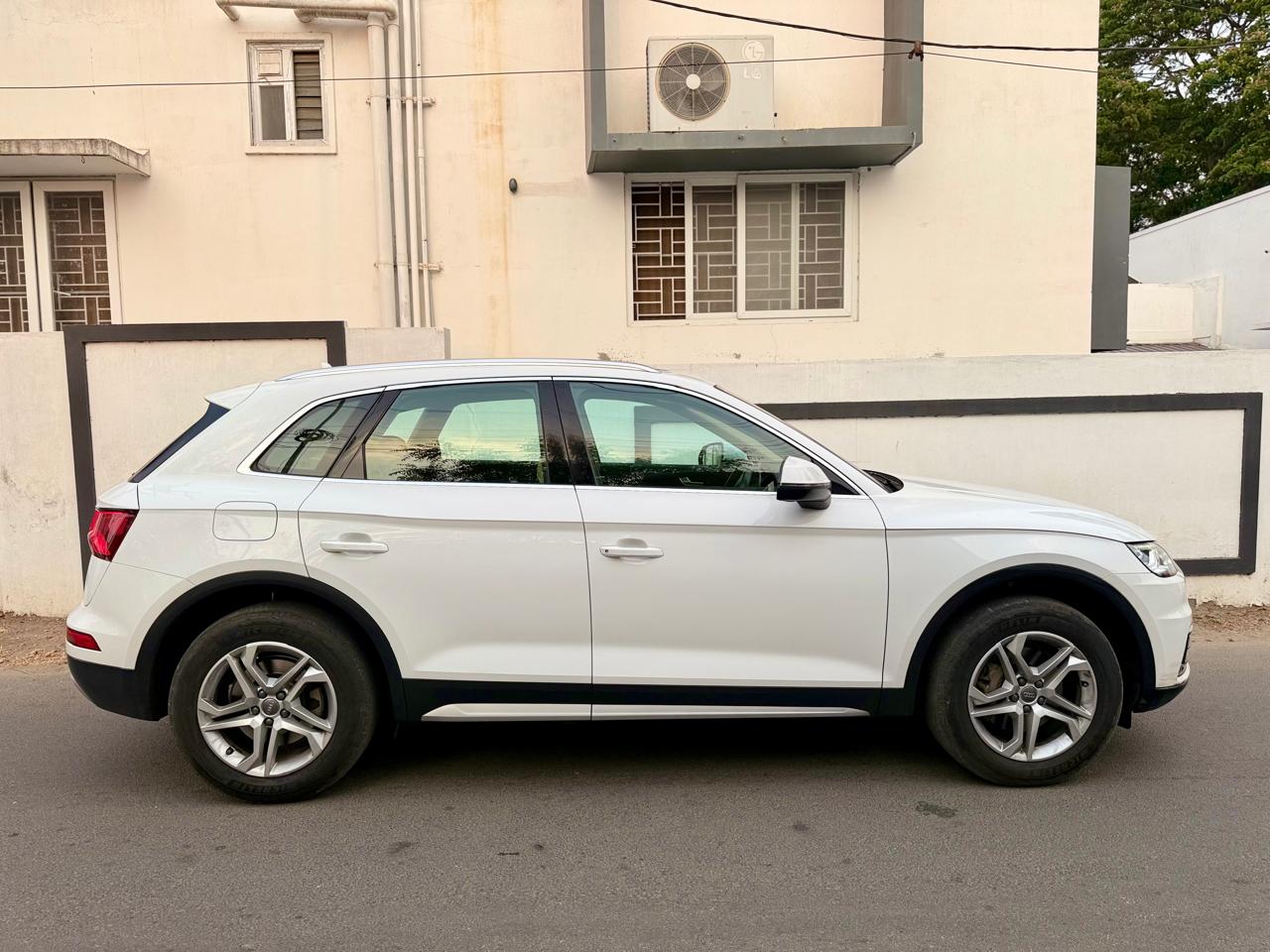 Audi Q5 - Image 7