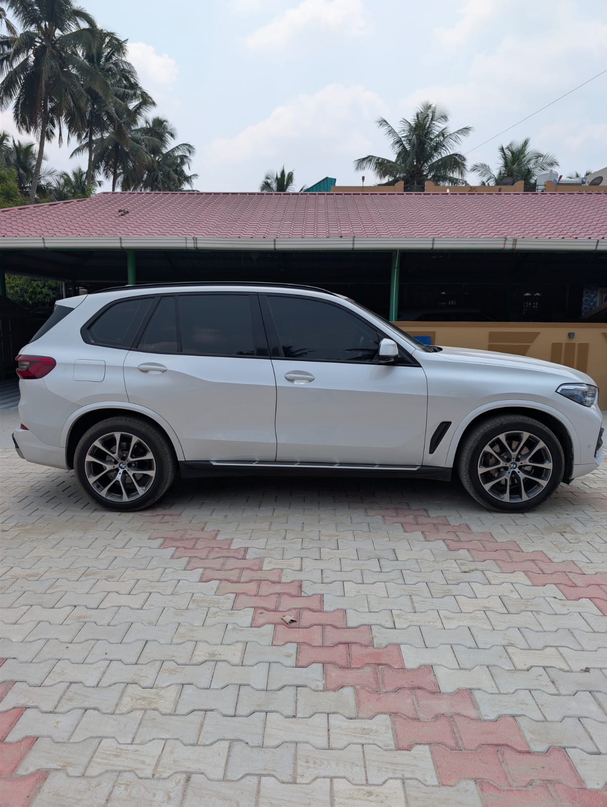 BMW X5 - Image 4