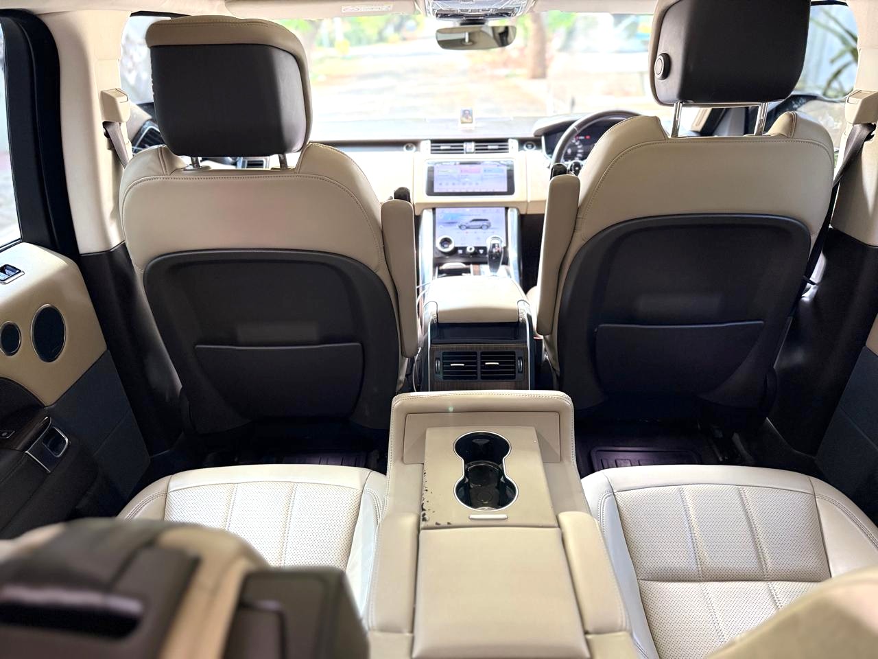 Land Rover Range Rover - Image 8