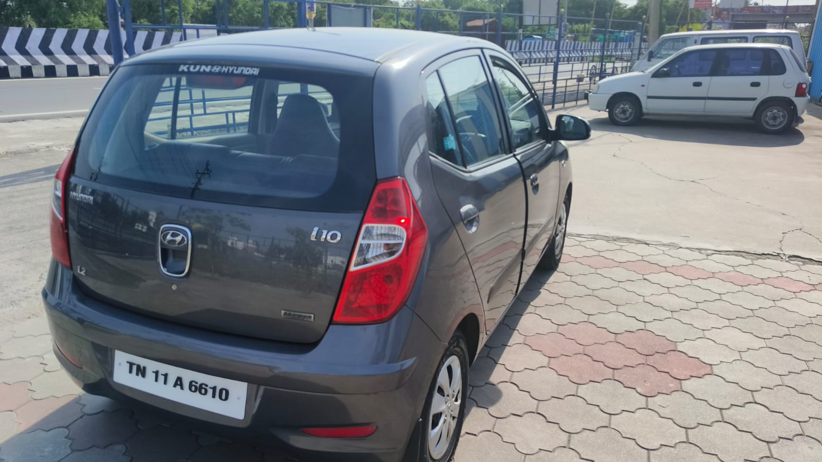 Hyundai i10 - Image 2