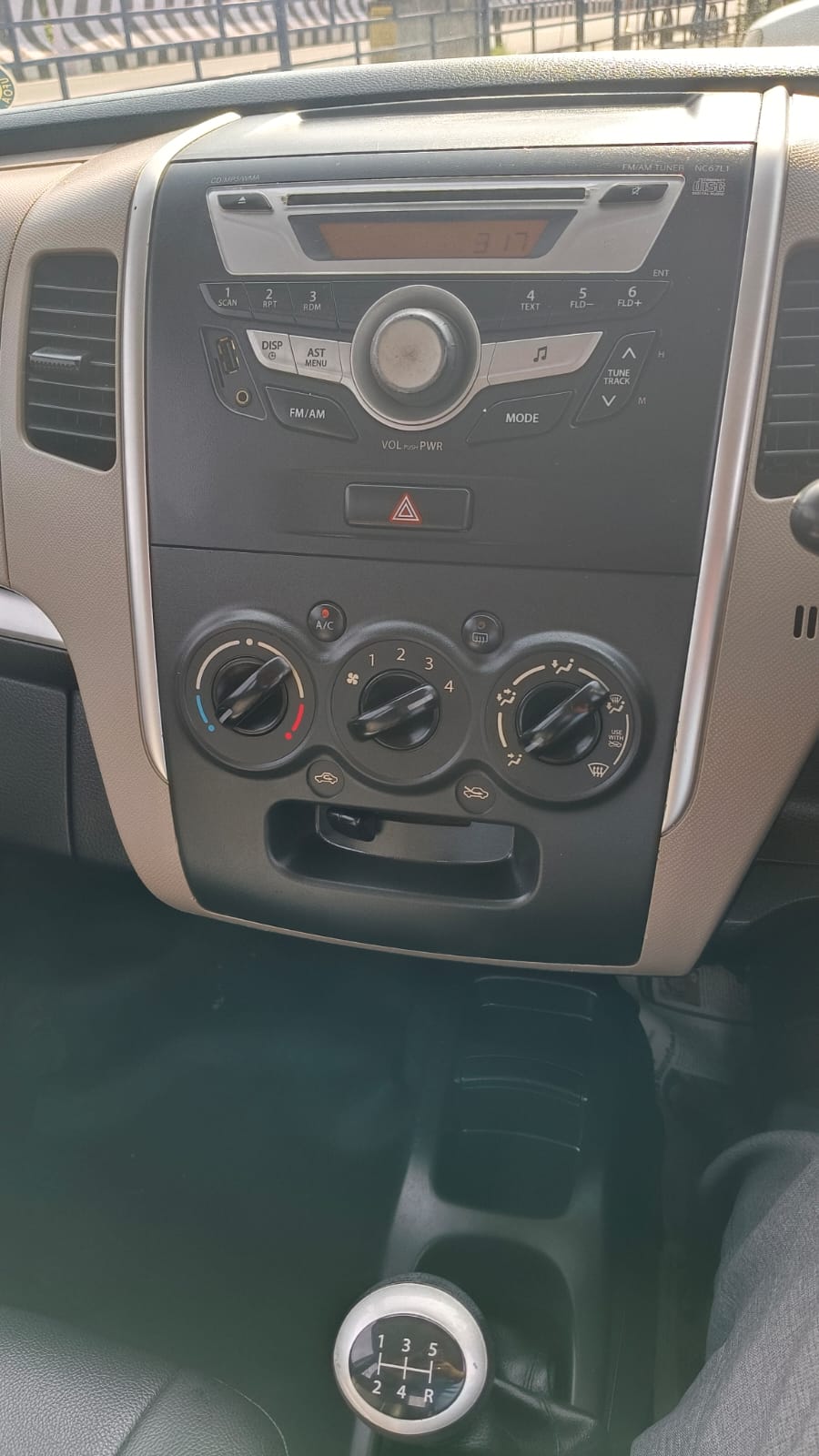Maruti Suzuki Wagon R - Image 2