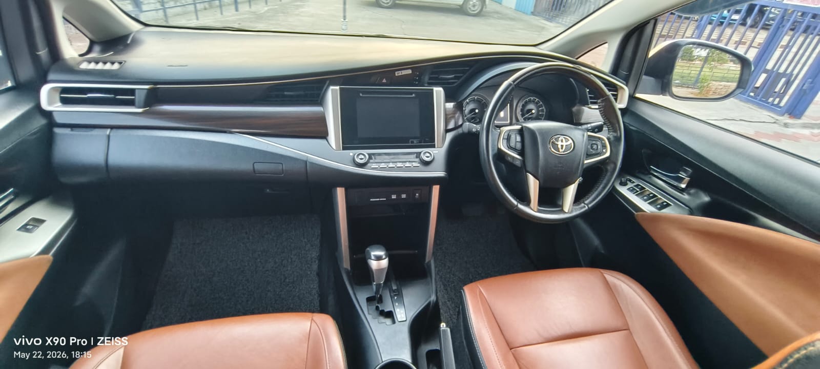 Toyota Innova Crysta - Image 3