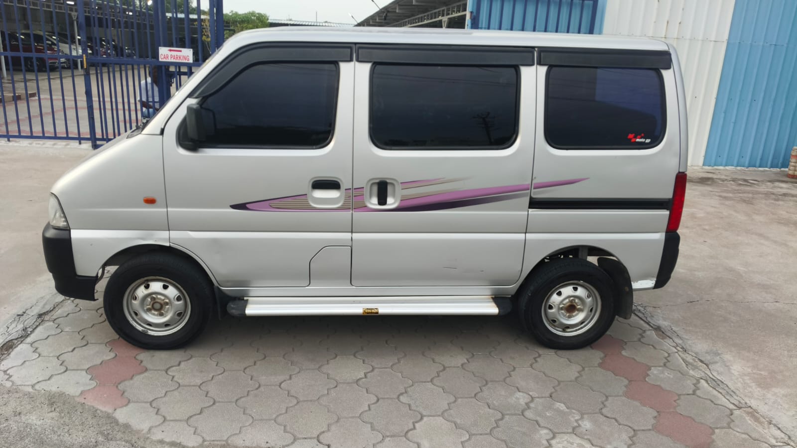 Maruti Suzuki Eeco - Image 3