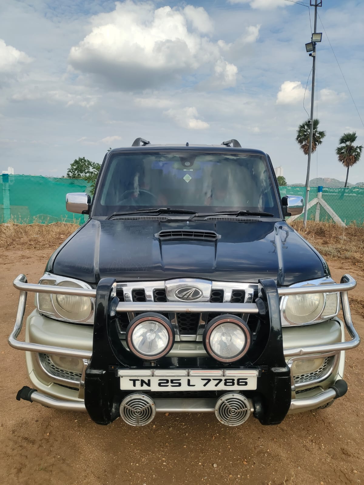 Mahindra Scorpio