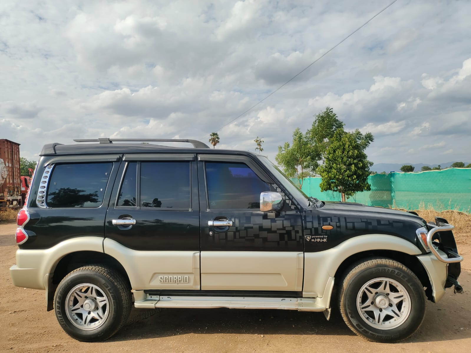 Mahindra Scorpio - Image 3