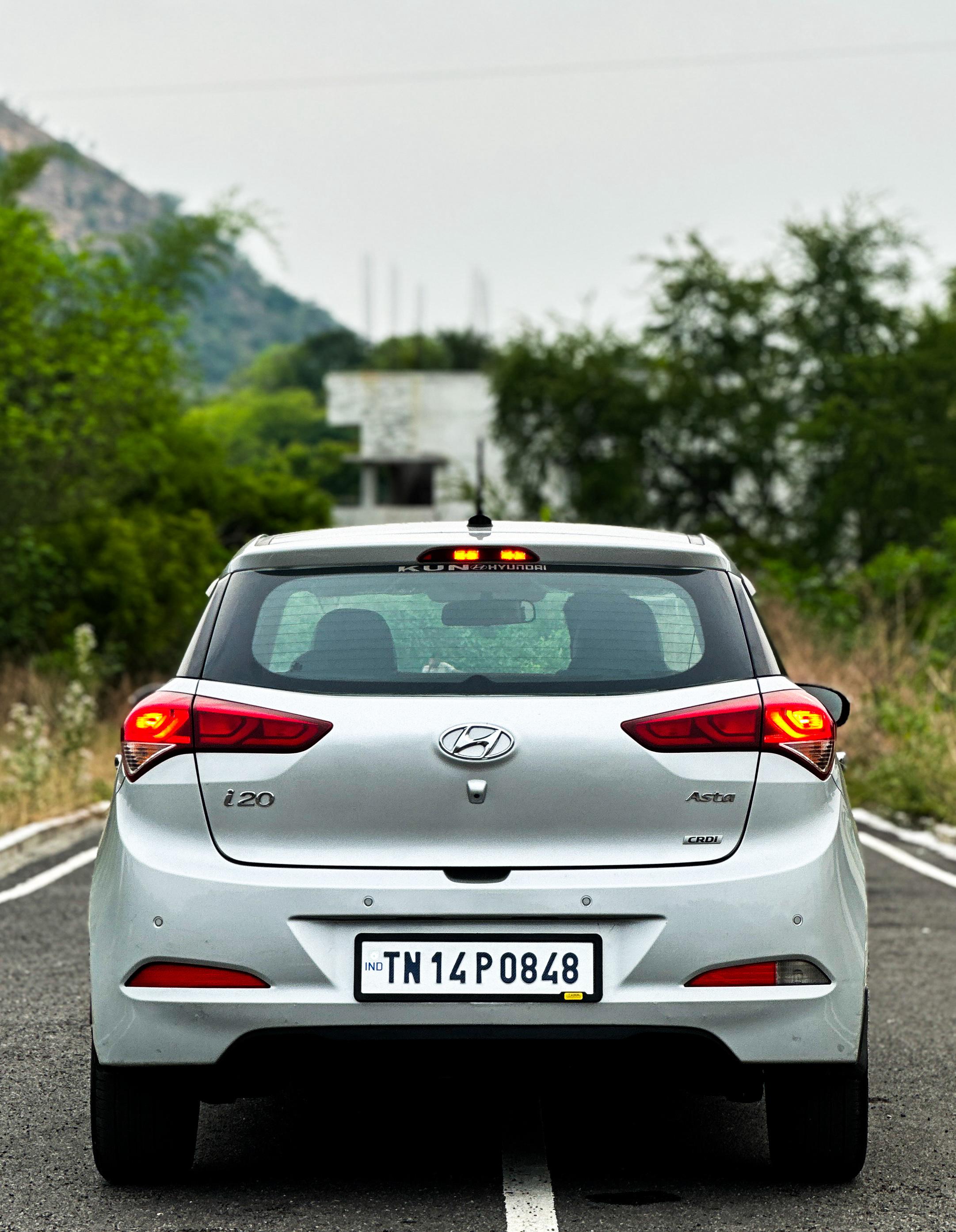 Hyundai i20 - Image 2