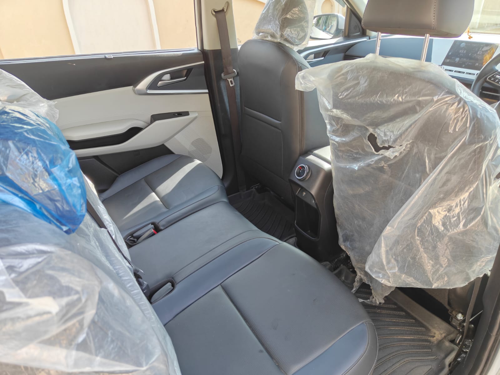 Kia carens - Image 7
