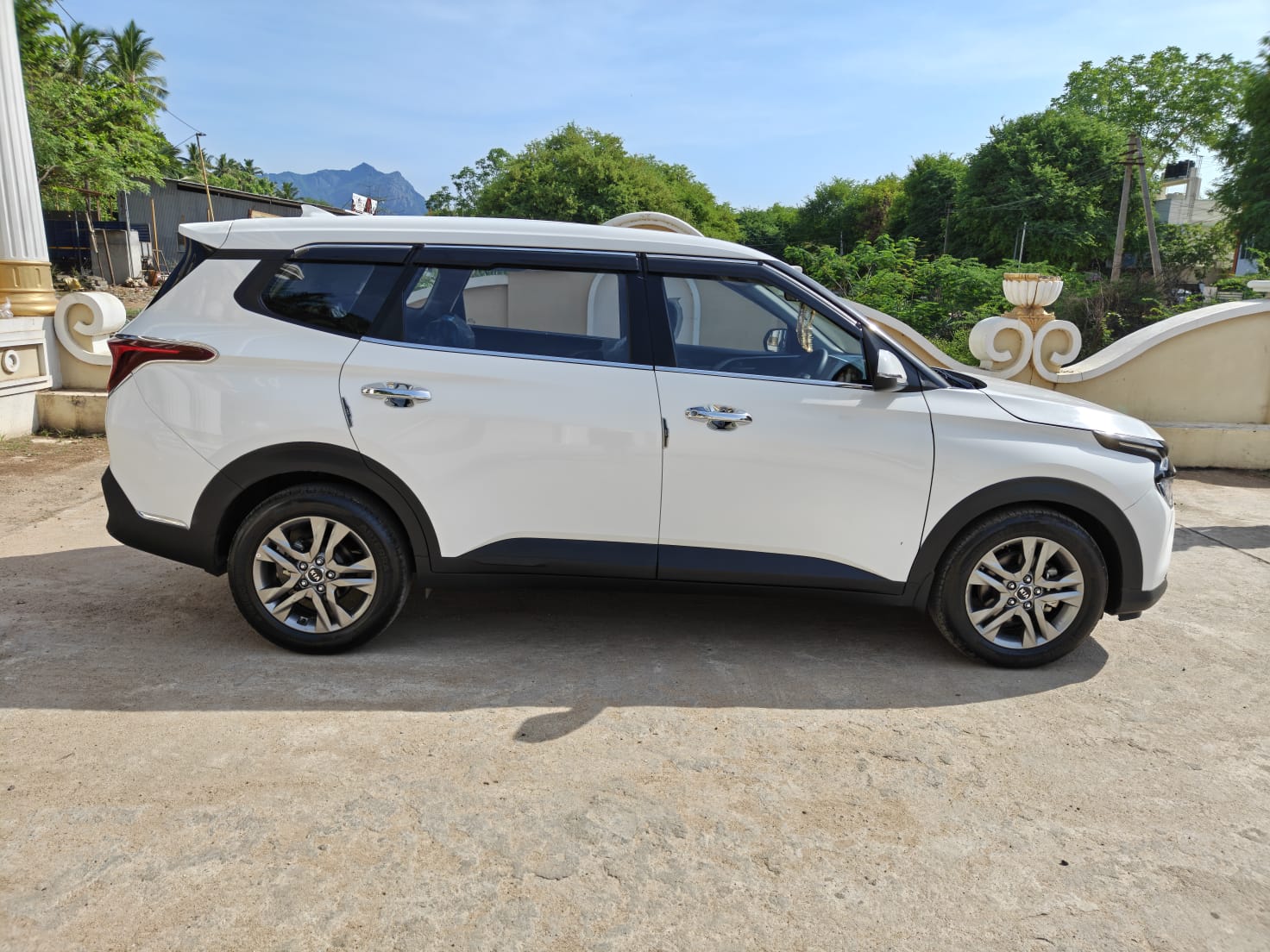 Kia carens - Image 4