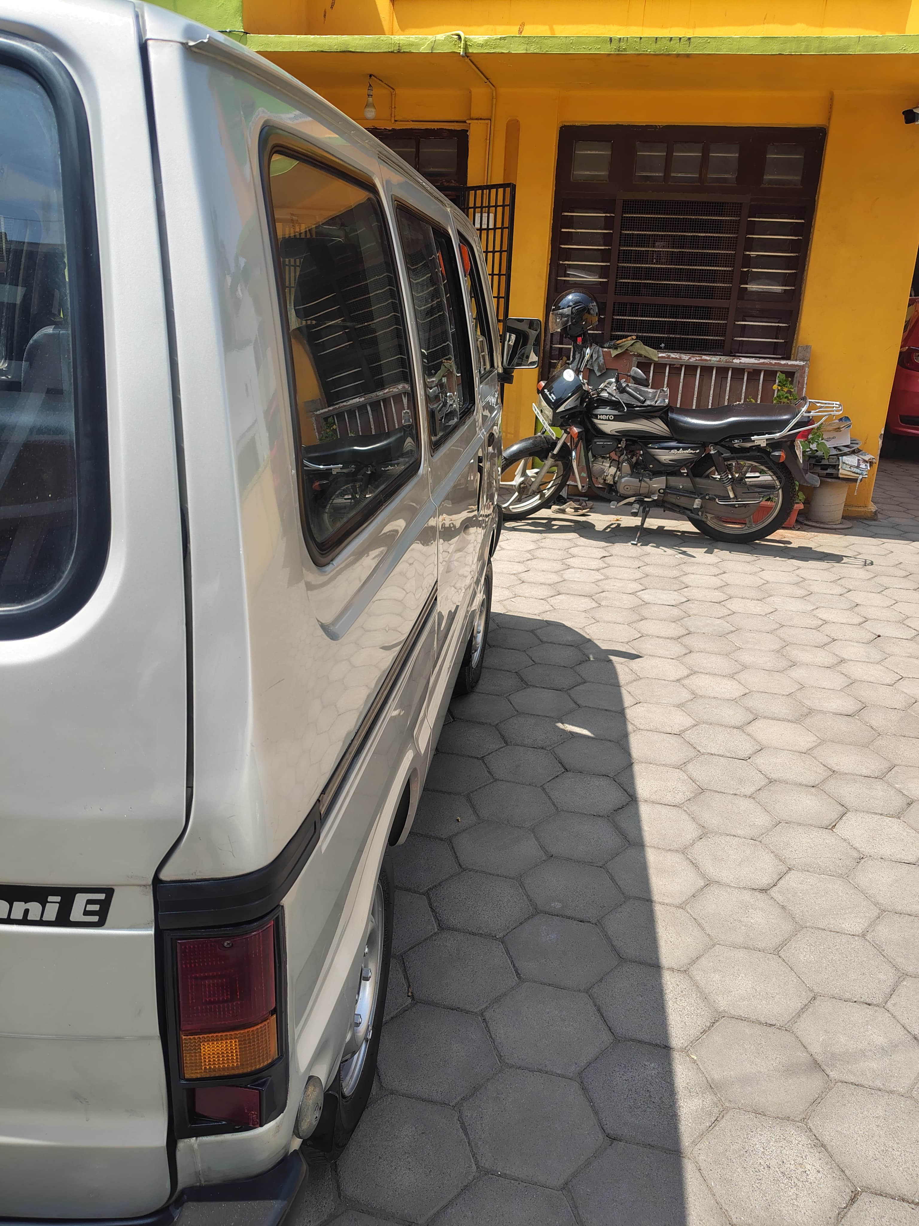 Maruti Suzuki Omni - Image 2
