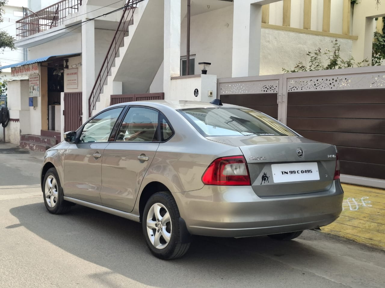 Skoda Rapid - Image 3