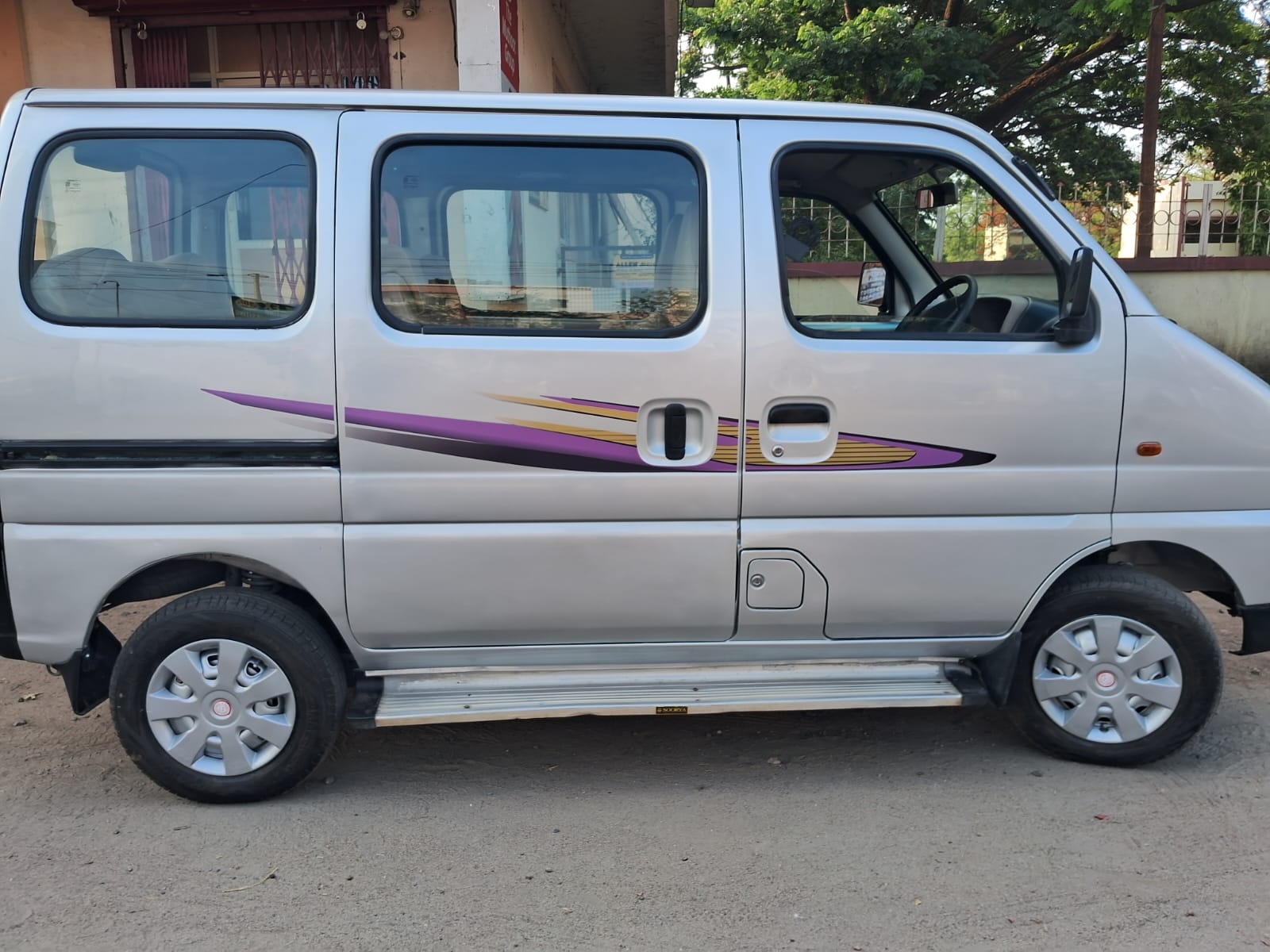 Maruti Suzuki Eeco - Image 2