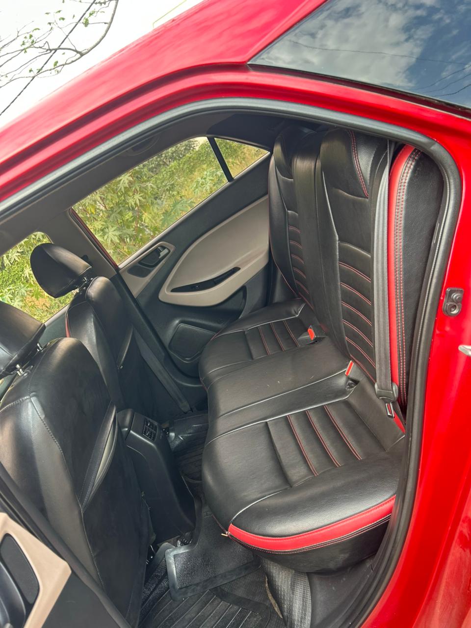 Hyundai i20 - Image 7