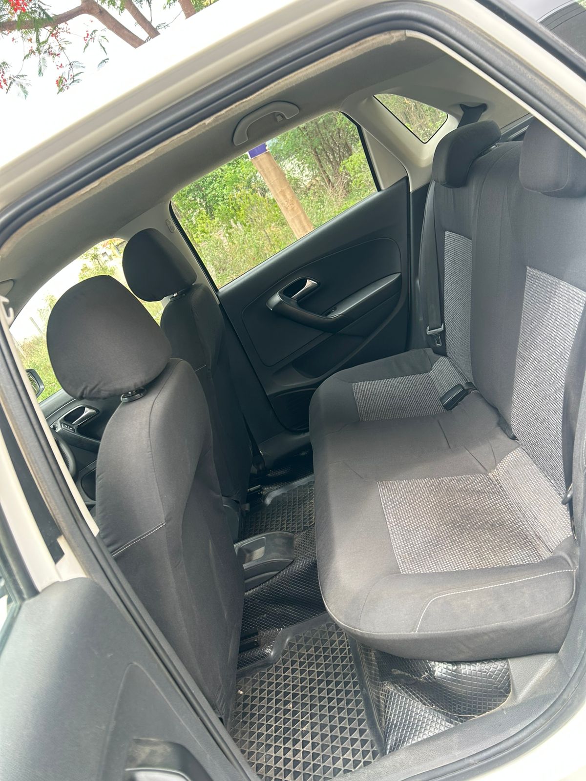 Volkswagen Polo - Image 5