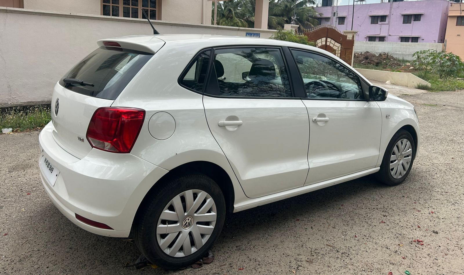 Volkswagen Polo - Image 8