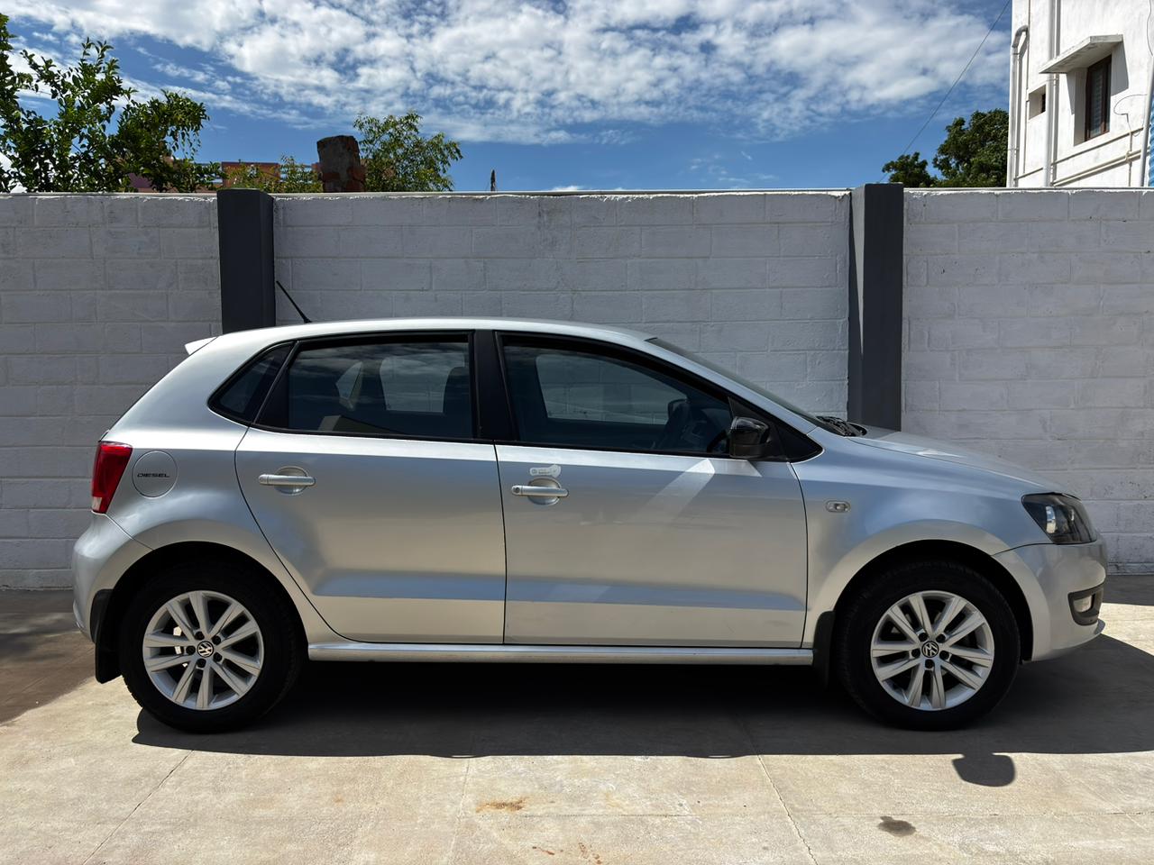Volkswagen Polo - Image 4