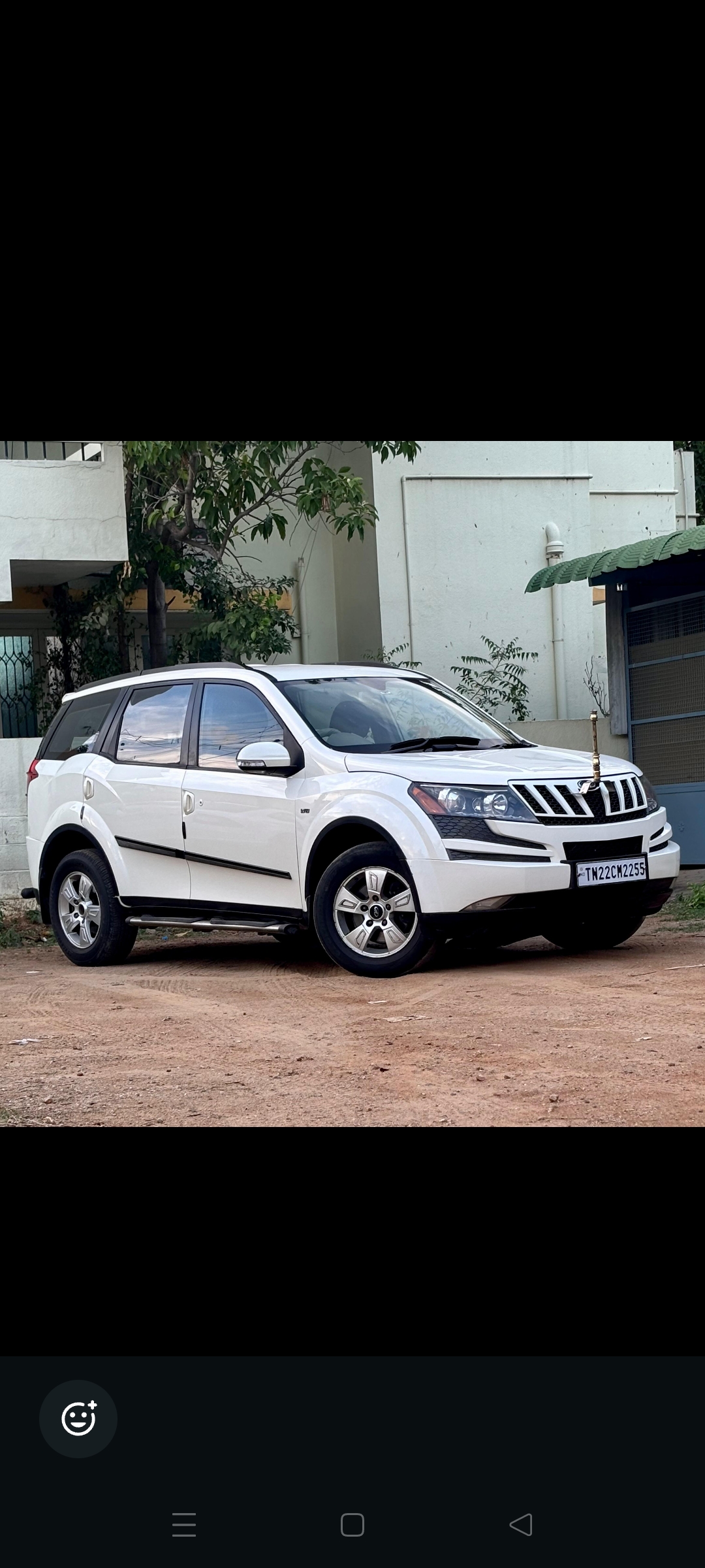 Mahindra XUV500 - Image 4