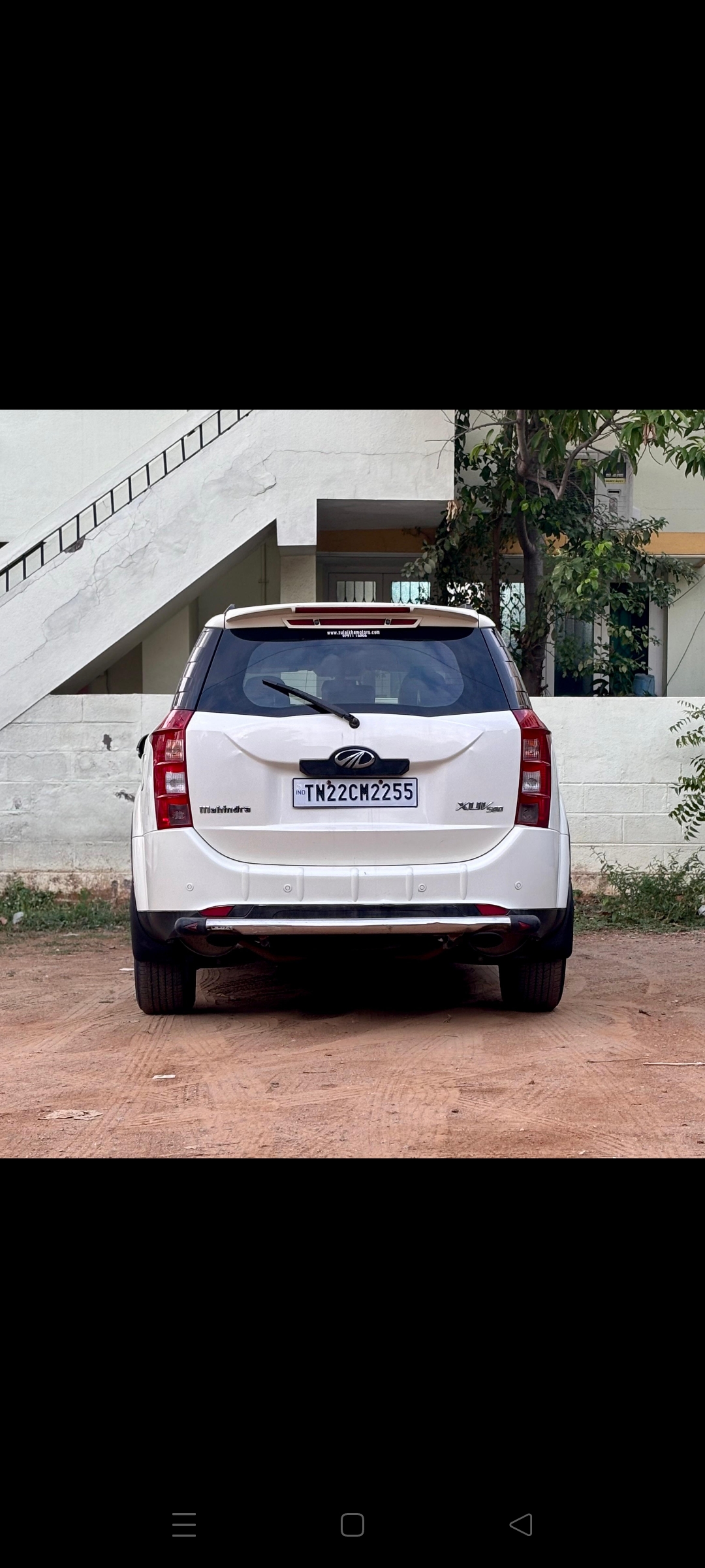 Mahindra XUV500 - Image 2