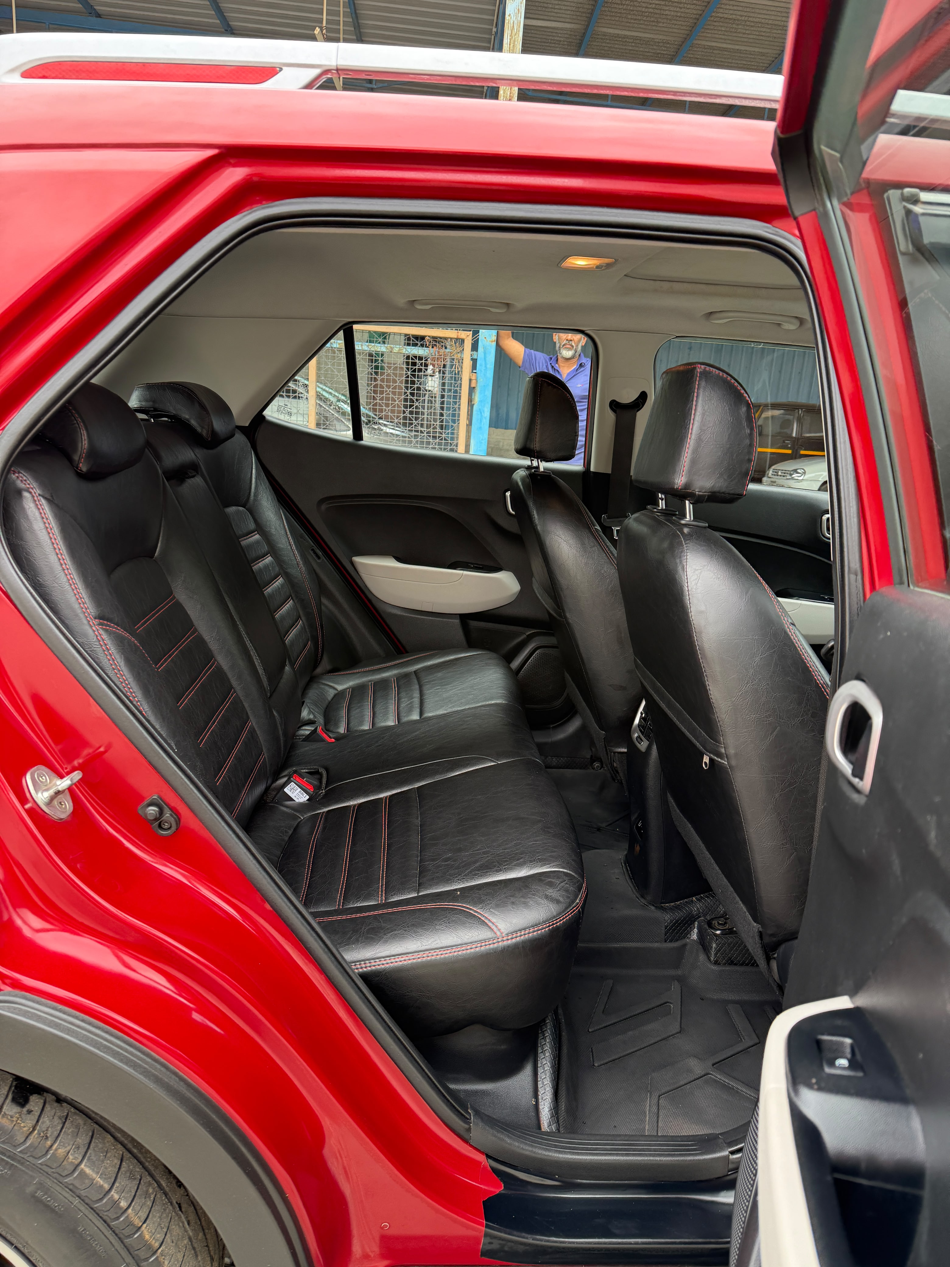 Hyundai Venue - Image 6