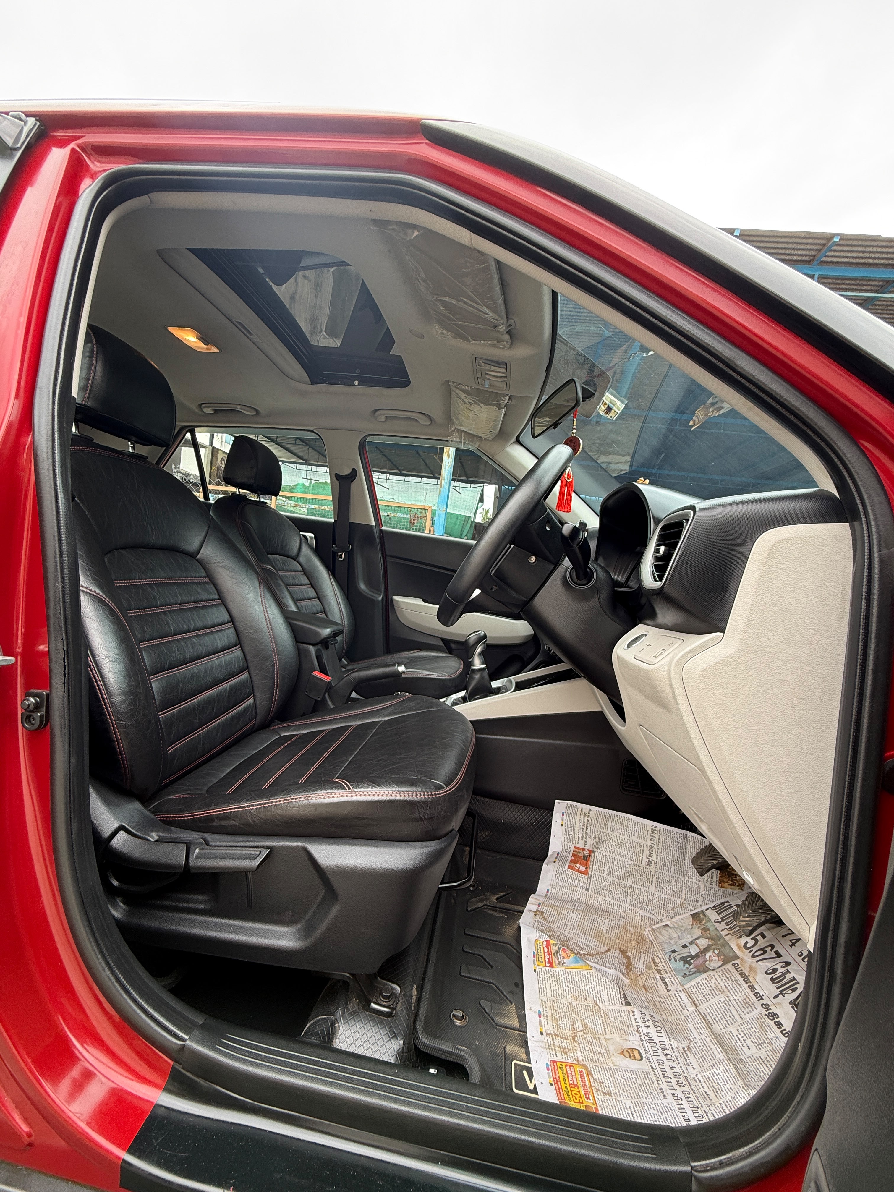 Hyundai Venue - Image 5