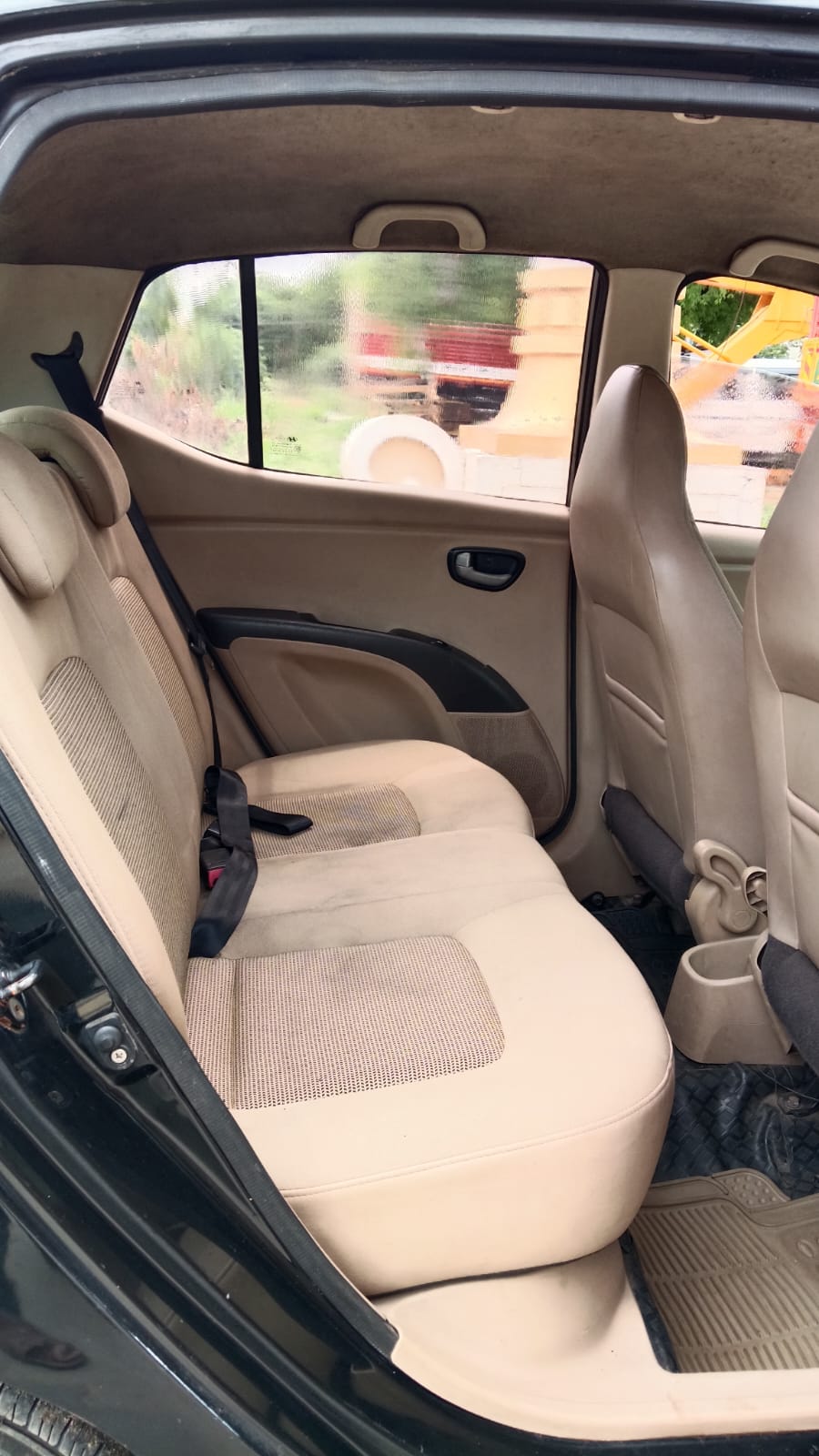 Hyundai i10 - Image 10