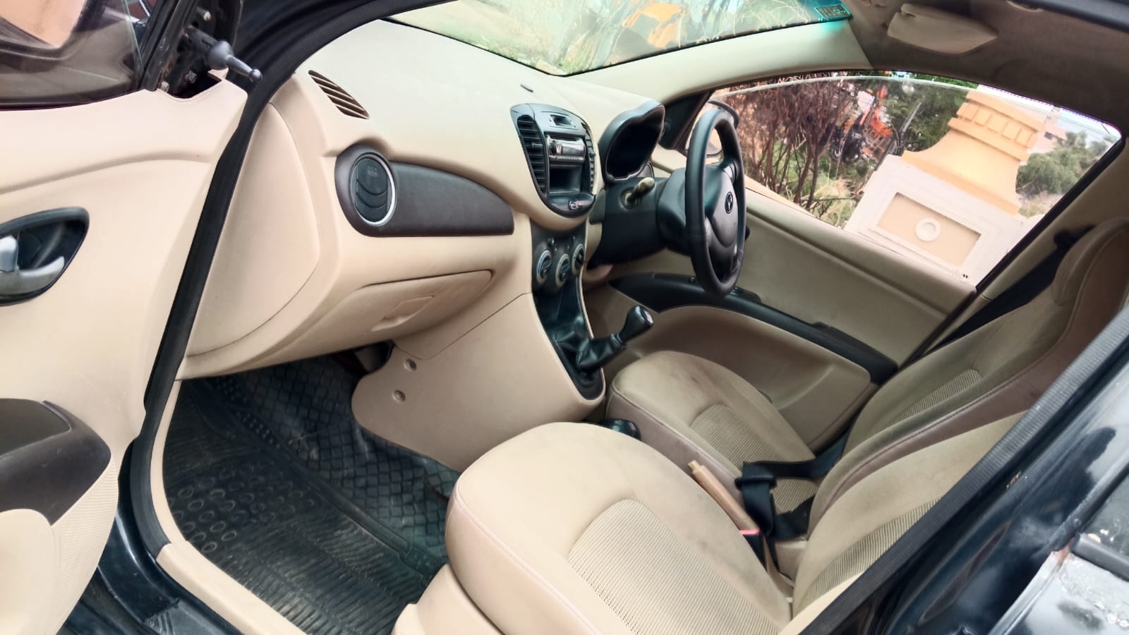 Hyundai i10 - Image 9