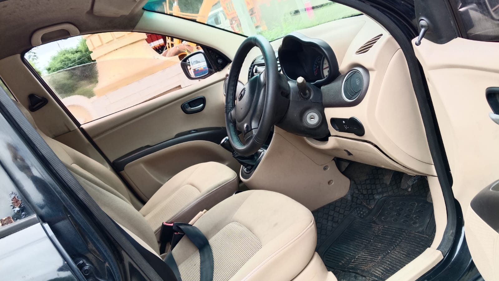 Hyundai i10 - Image 8