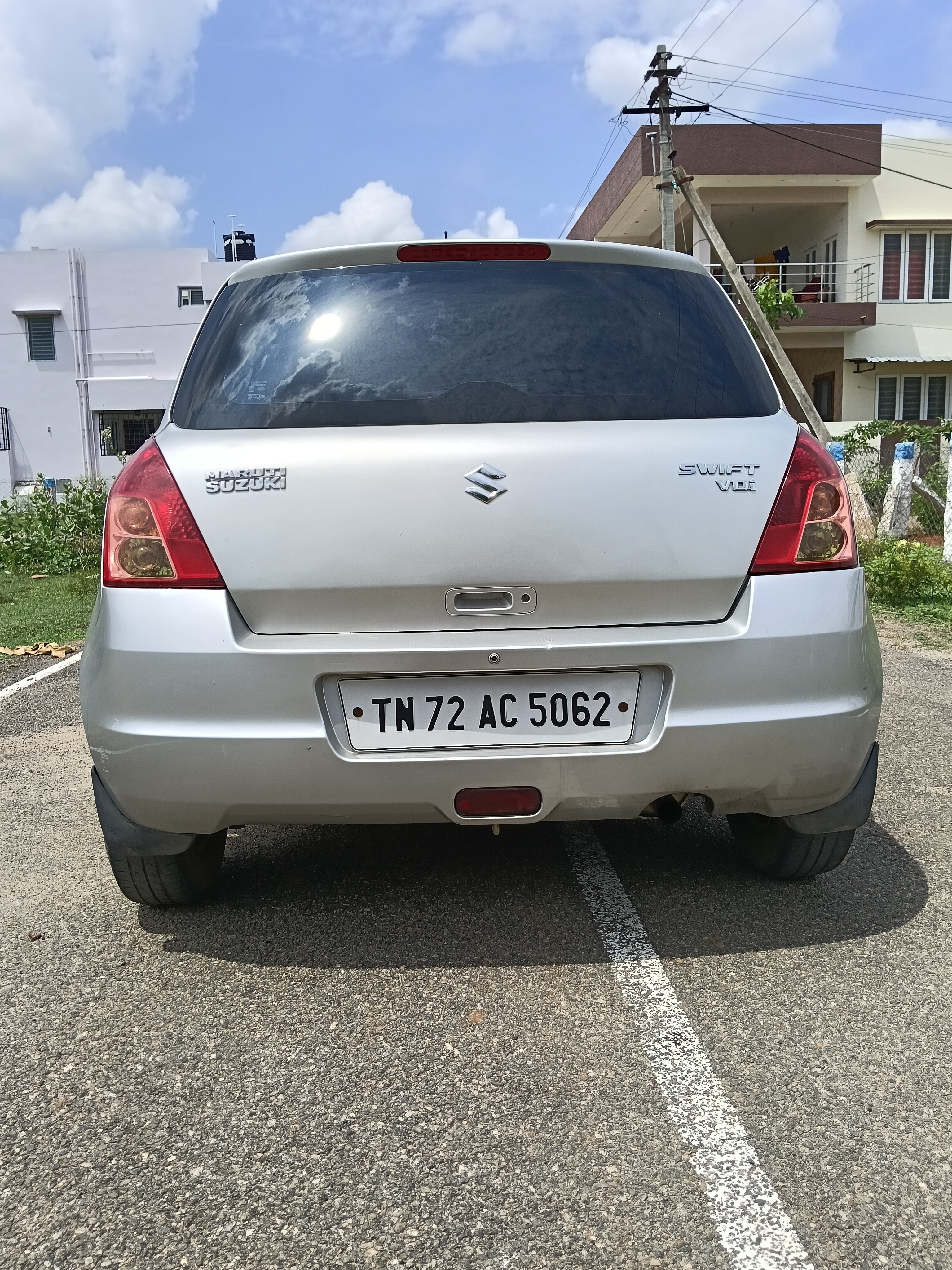Maruti Suzuki Swift - Image 2
