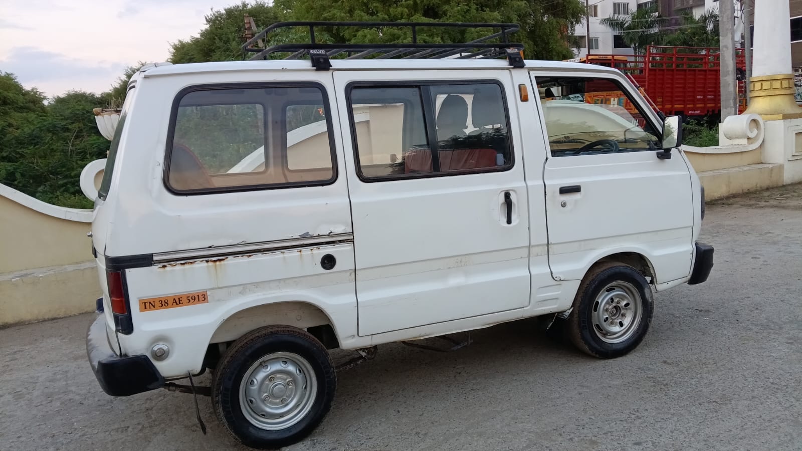 Maruti Suzuki Omni - Image 6