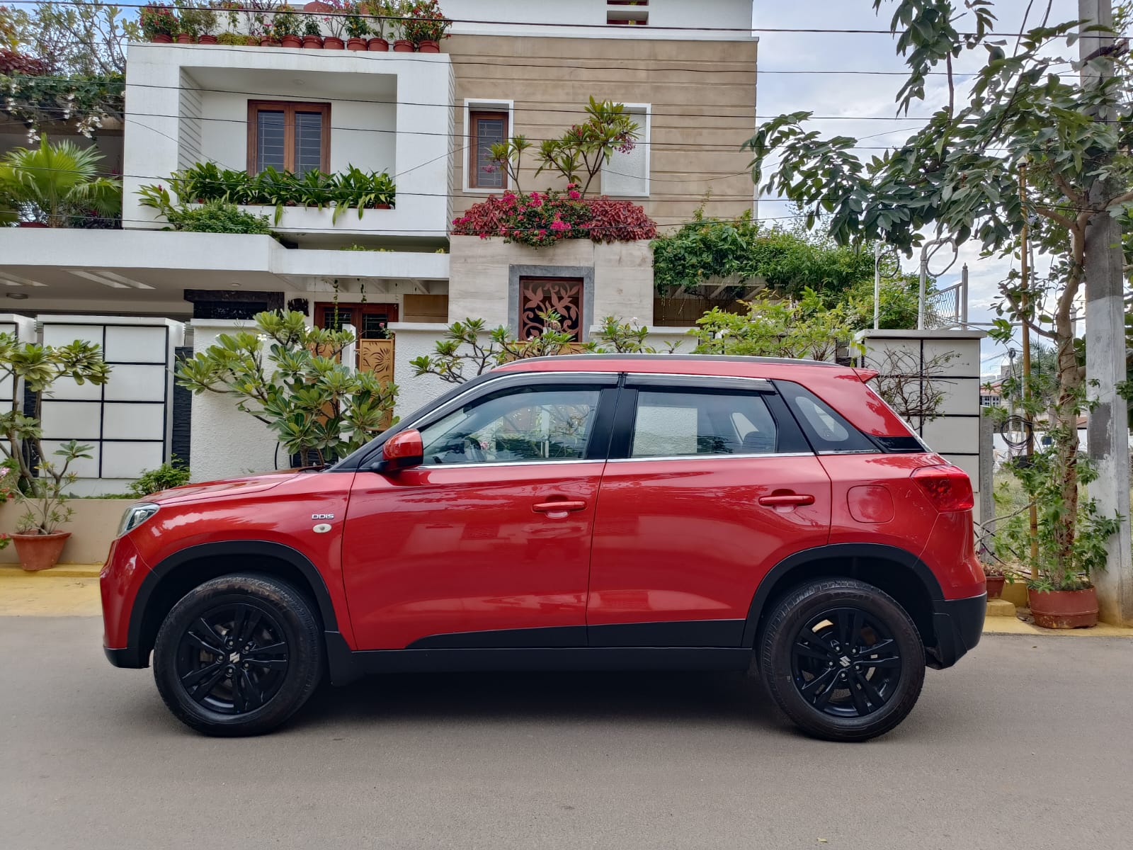 Maruti Suzuki Brezza - Image 3