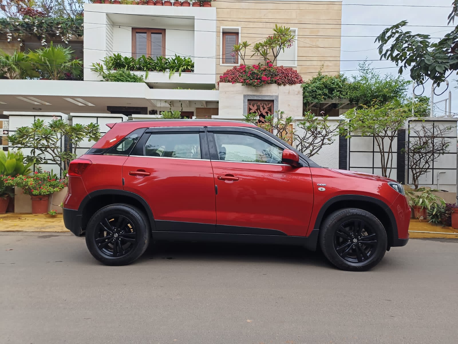 Maruti Suzuki Brezza - Image 2