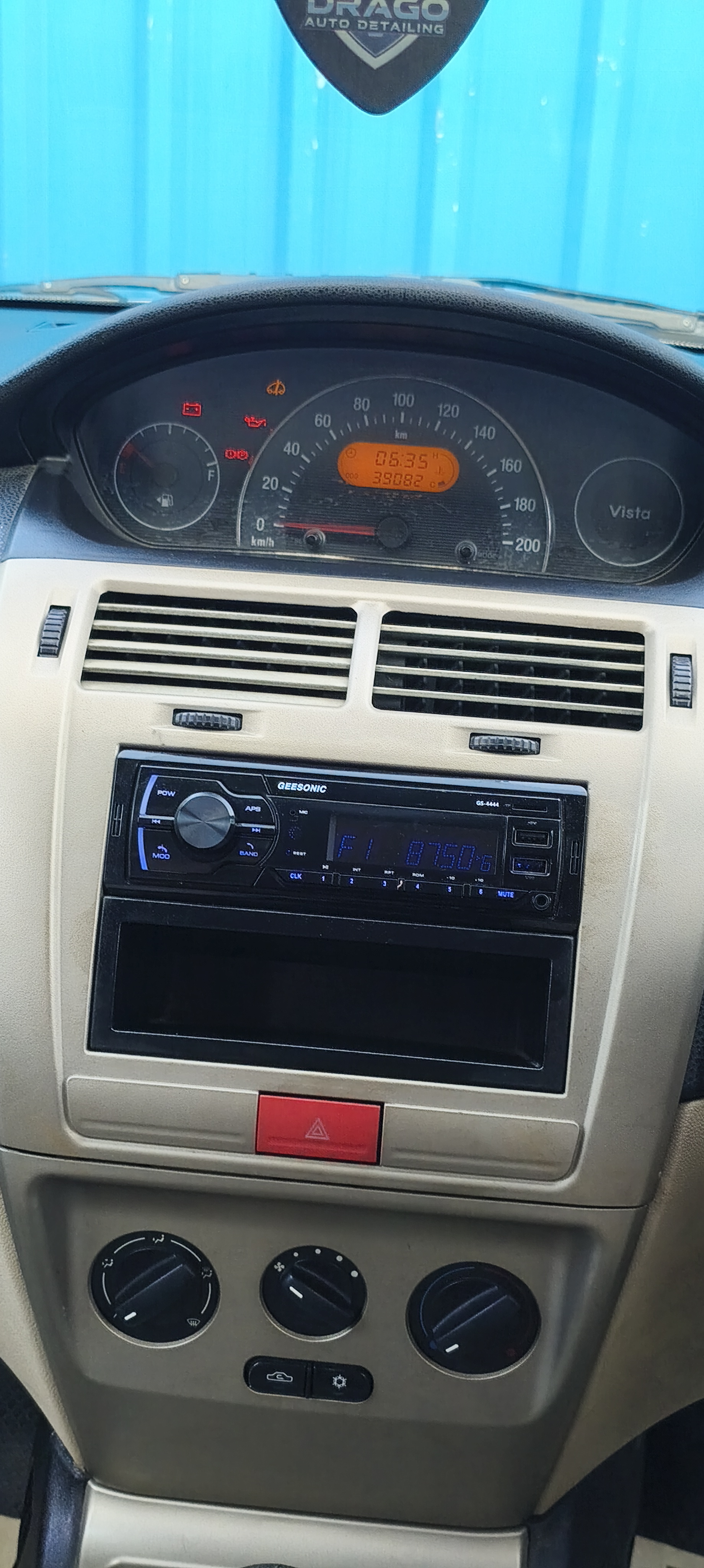 Tata Indica Vista - Image 13