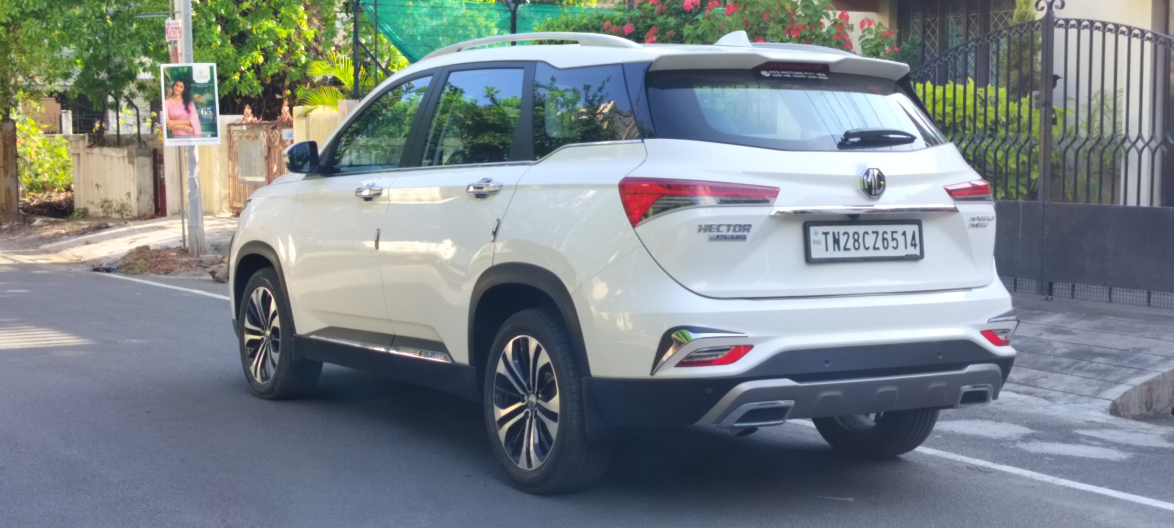 MG Hector Plus - Image 6