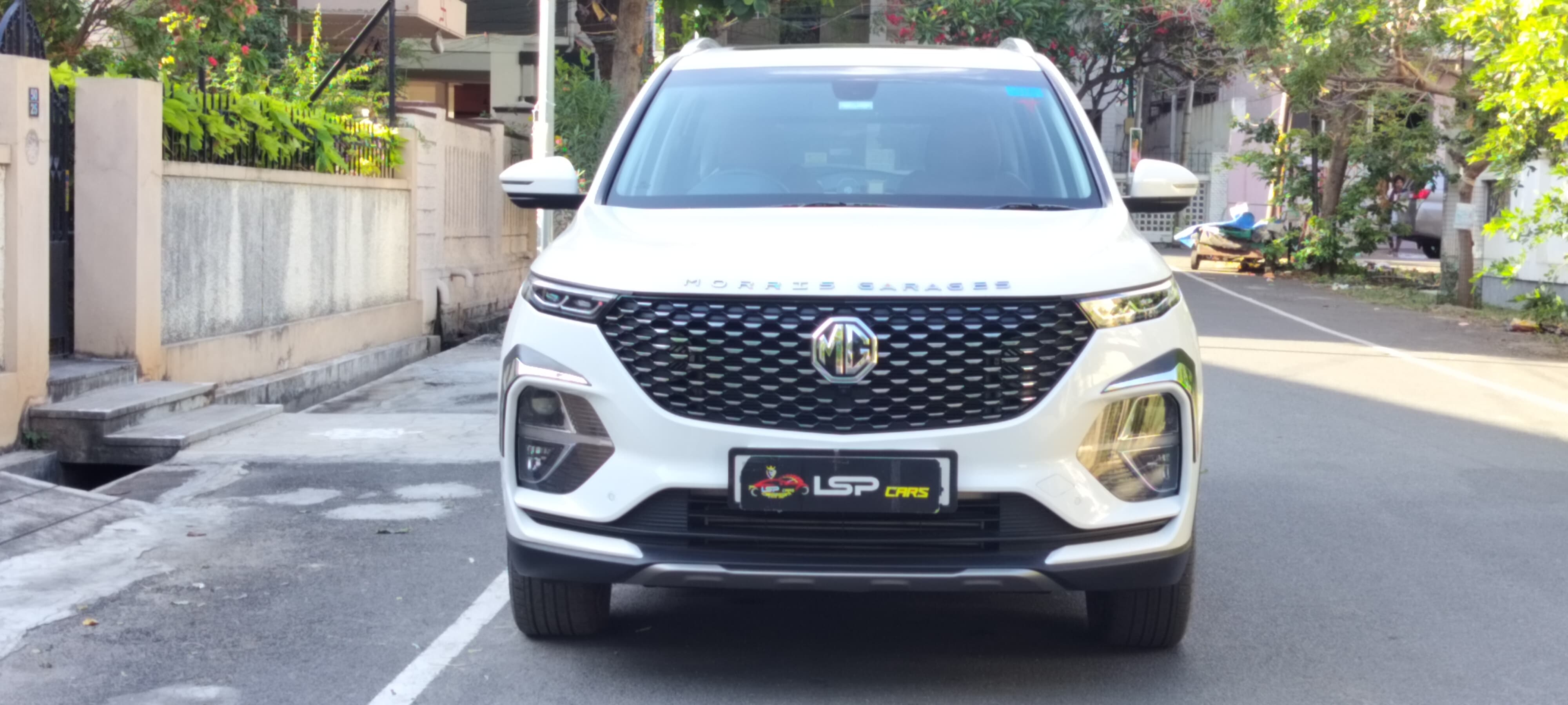 MG Hector Plus