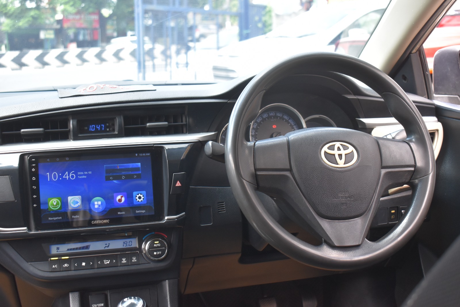 Toyota Corolla Altis - Image 12