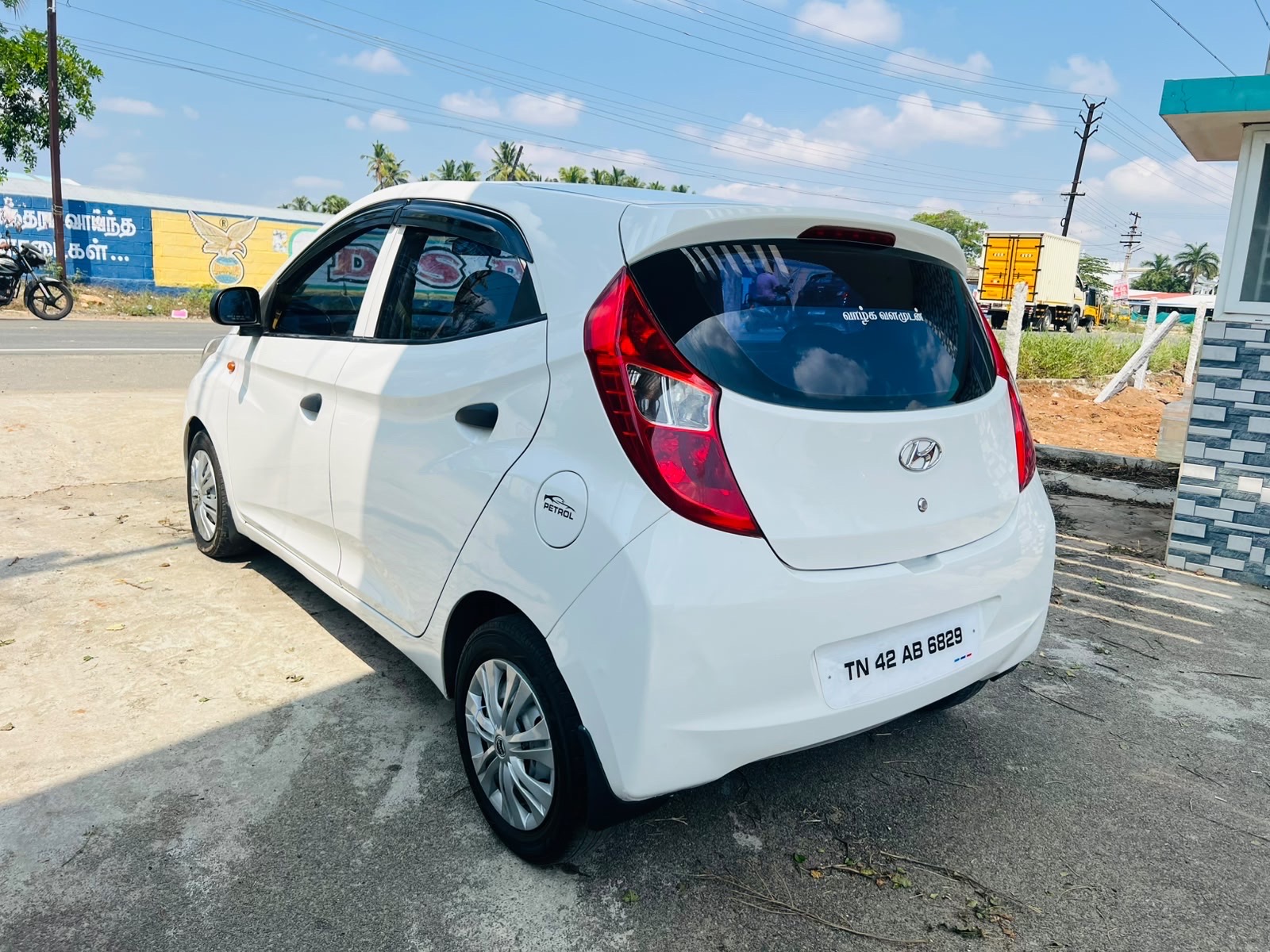 Hyundai Eon - Image 7