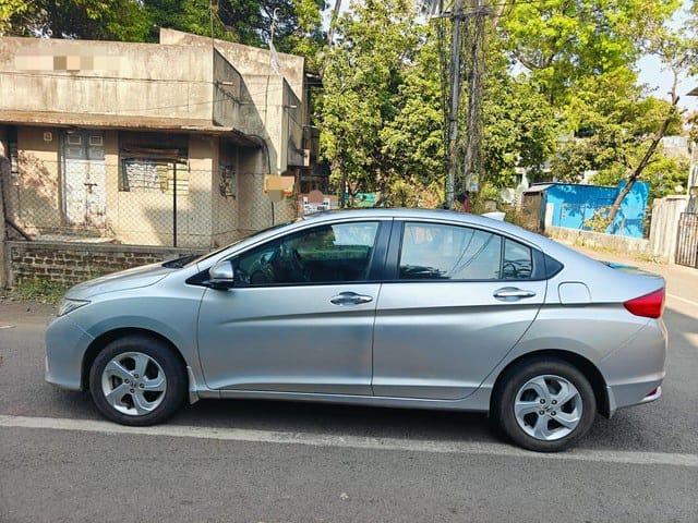 Honda City - Image 2