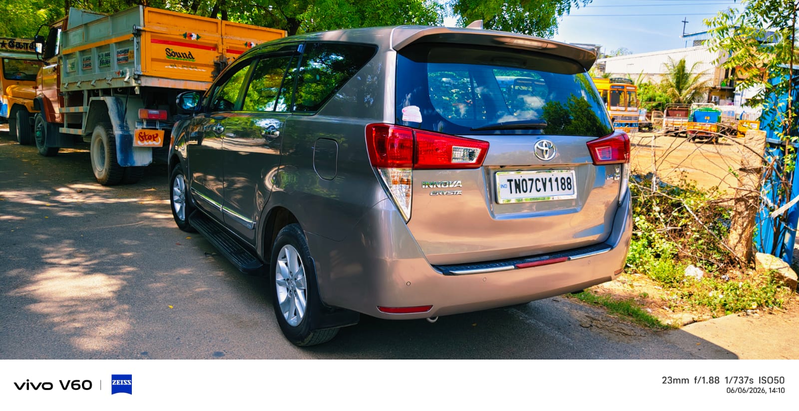 Toyota Innova Crysta - Image 3
