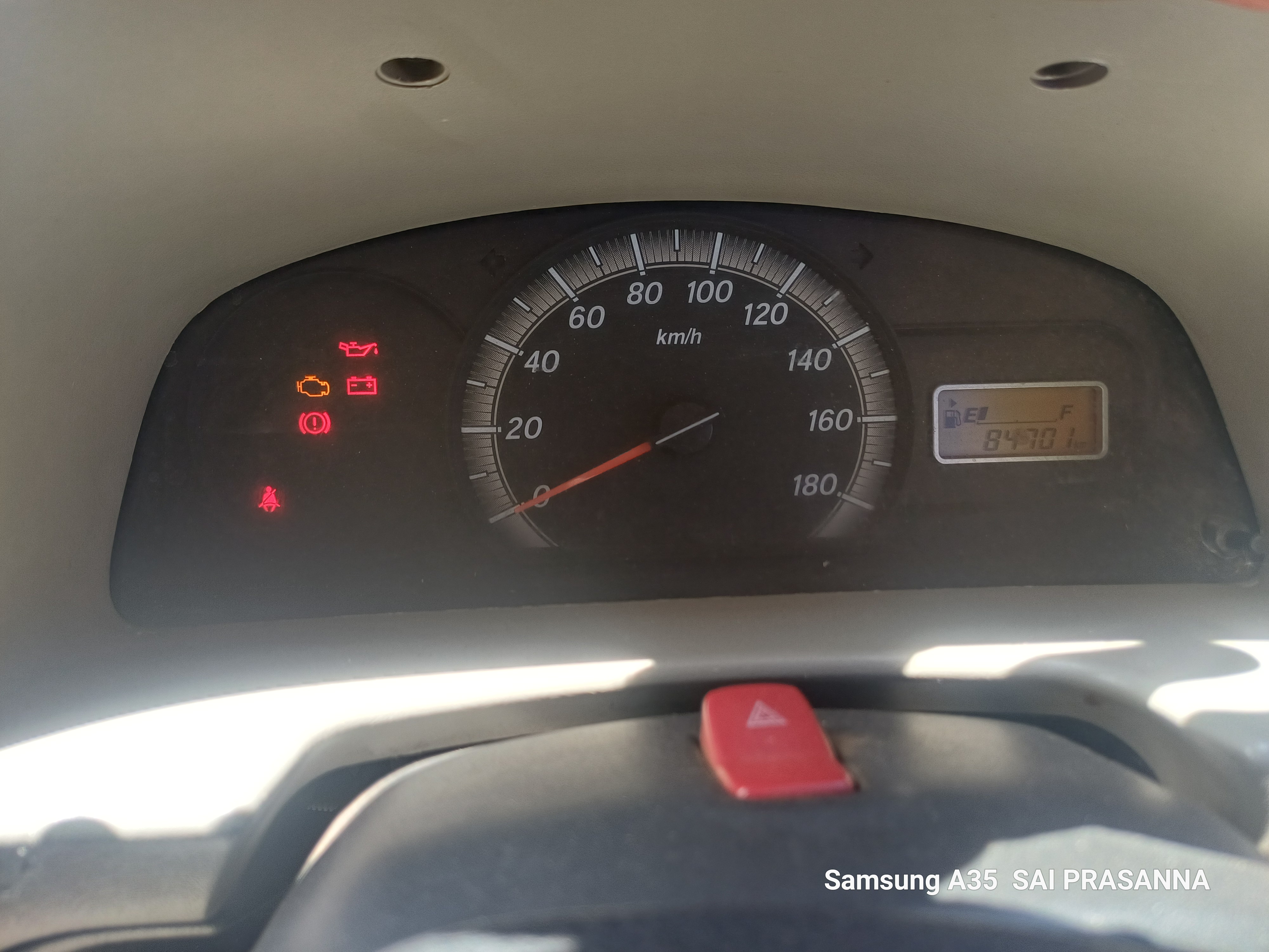 Maruti Suzuki Eeco - Image 11