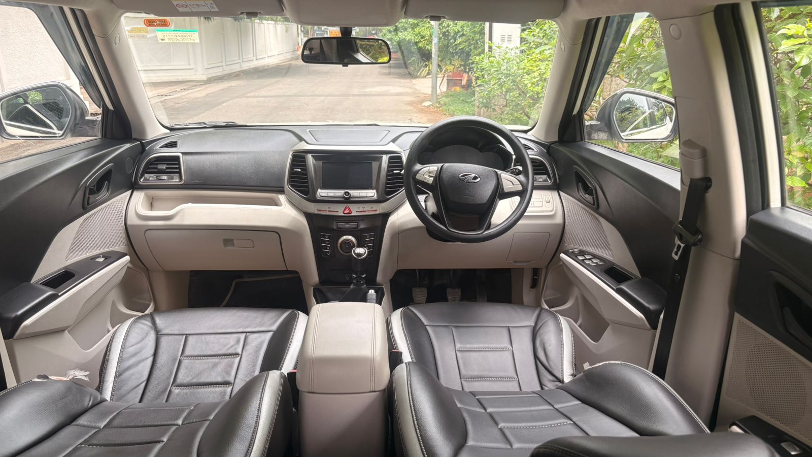 Mahindra XUV300 - Image 10