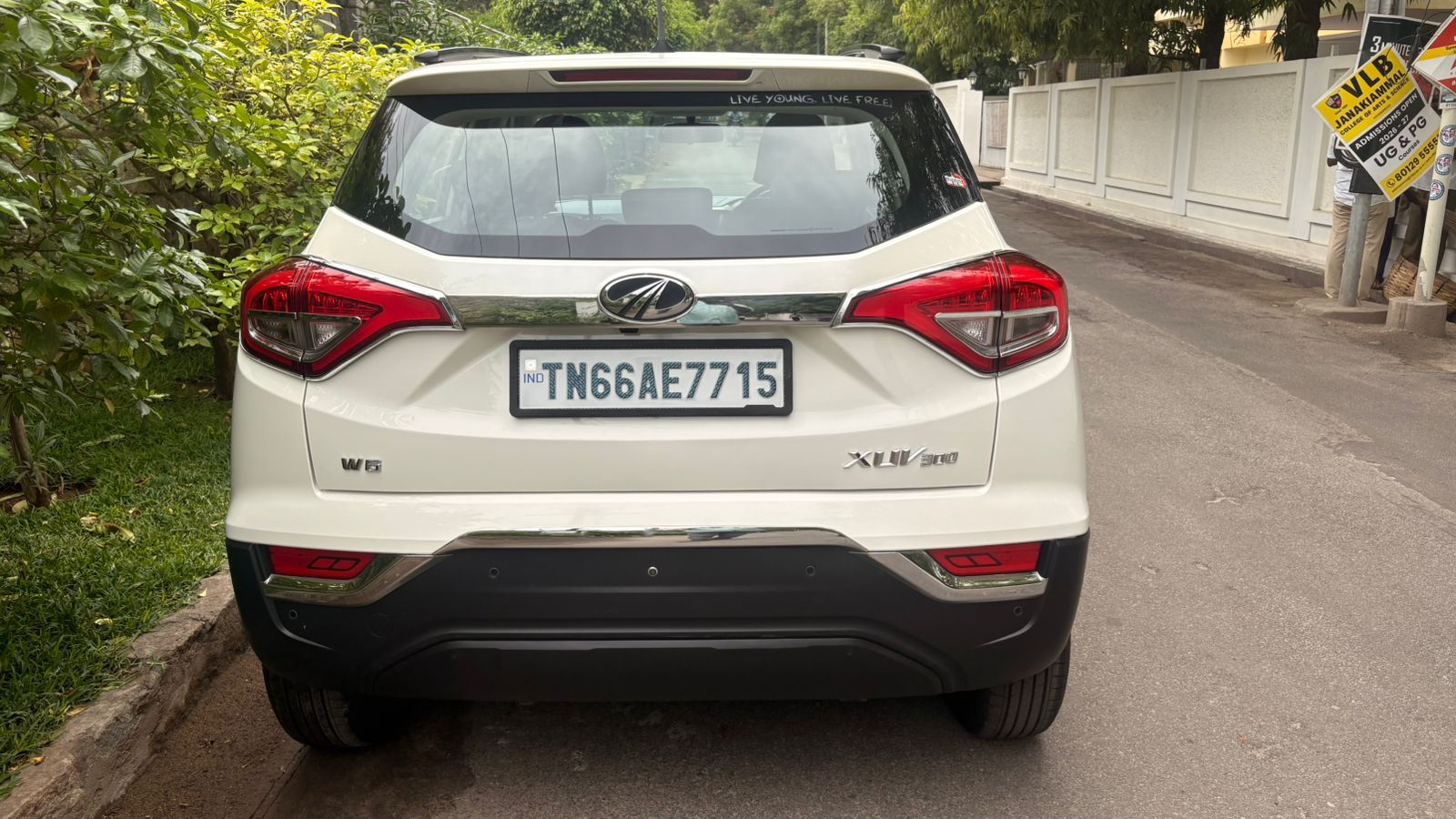 Mahindra XUV300 - Image 6