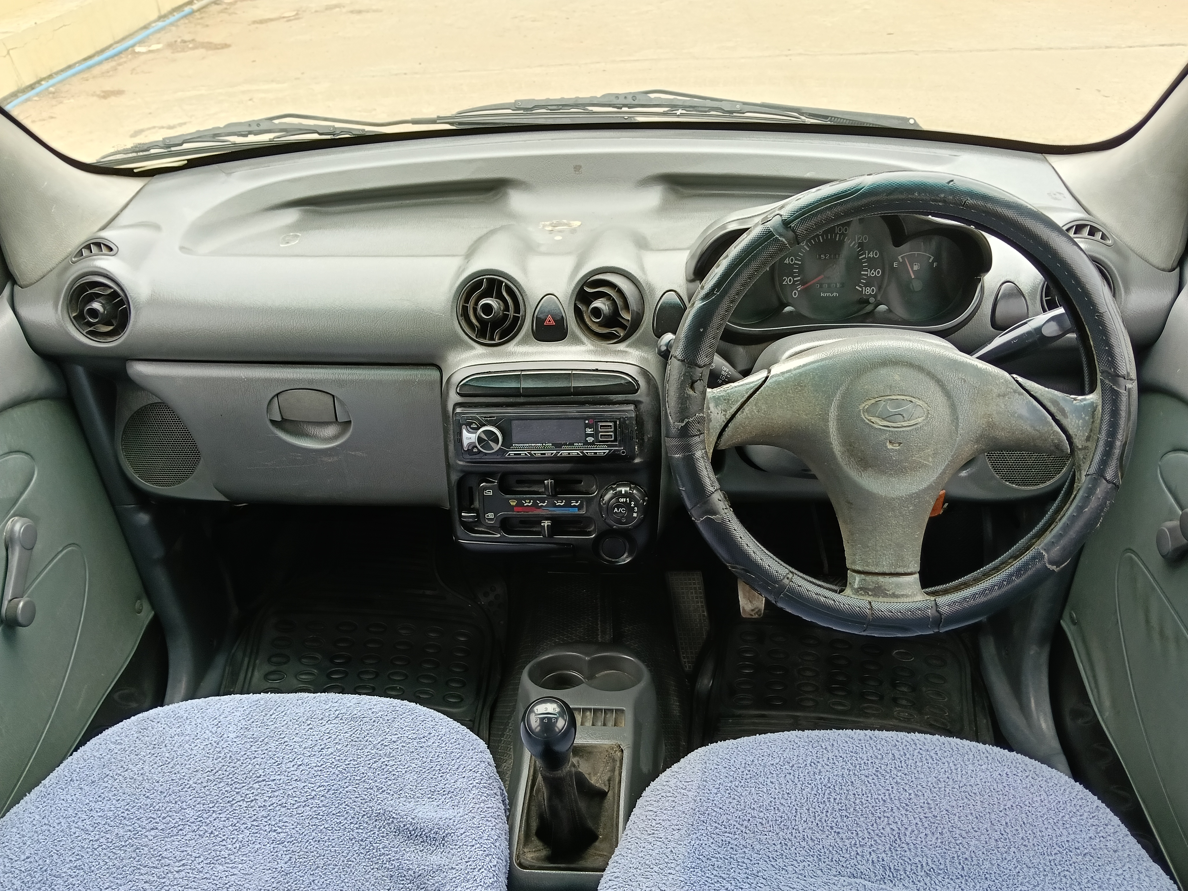 Hyundai Santro - Image 9
