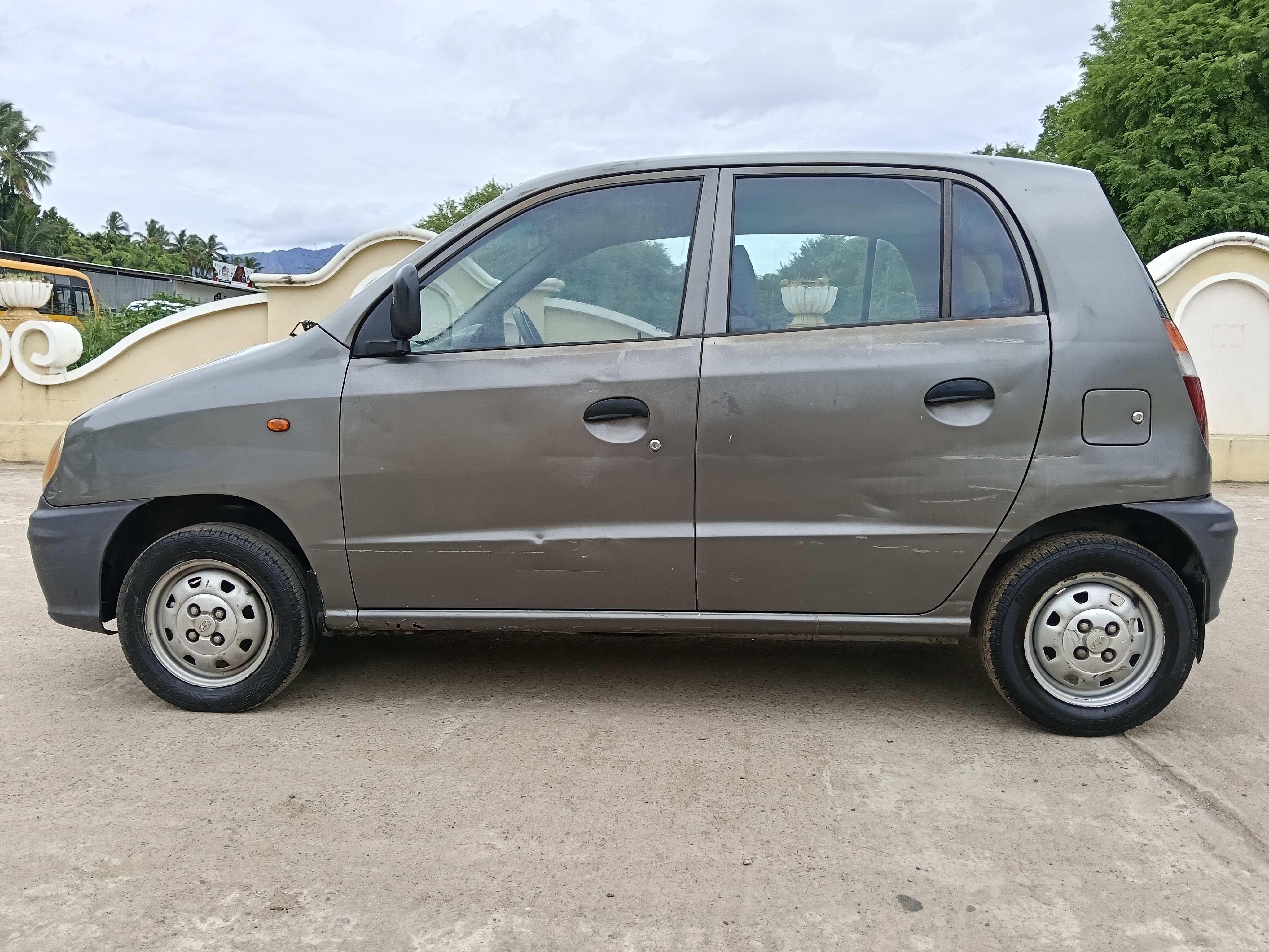 Hyundai Santro - Image 7
