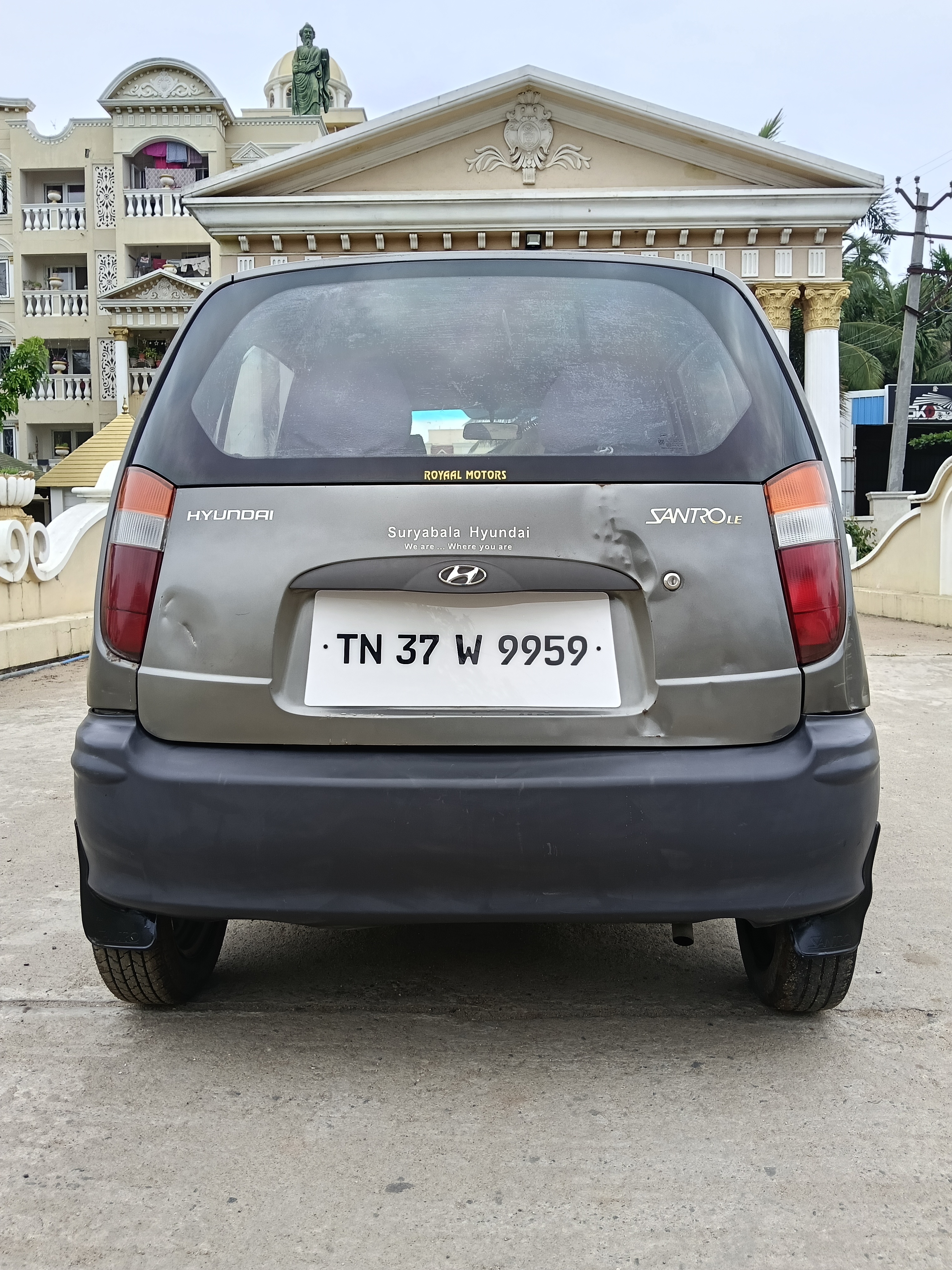 Hyundai Santro - Image 5