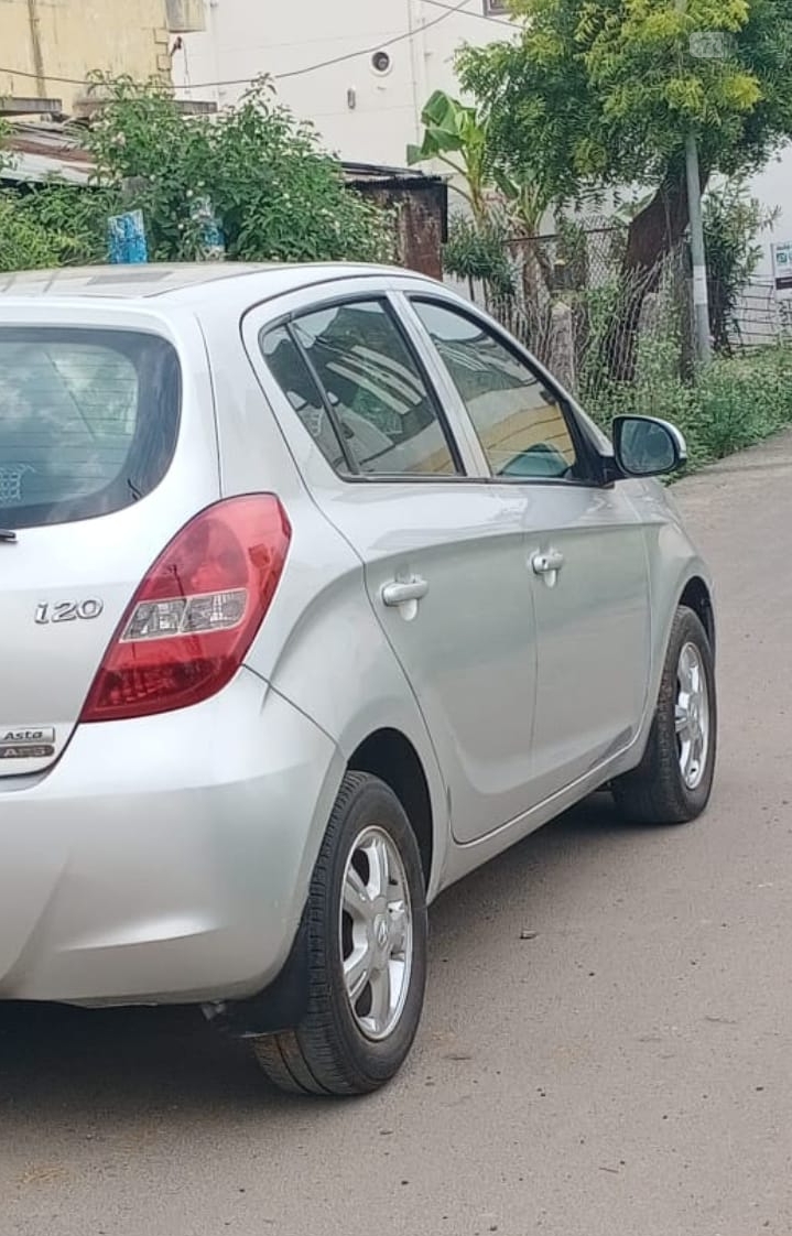 Hyundai i20 - Image 4
