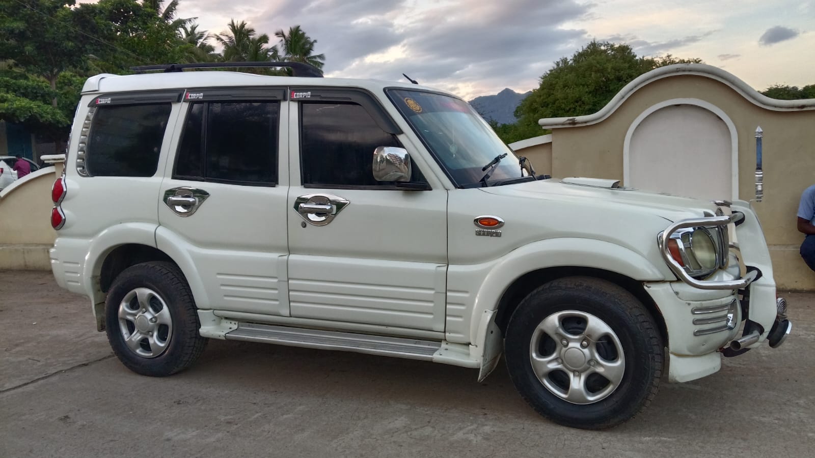 Mahindra Scorpio