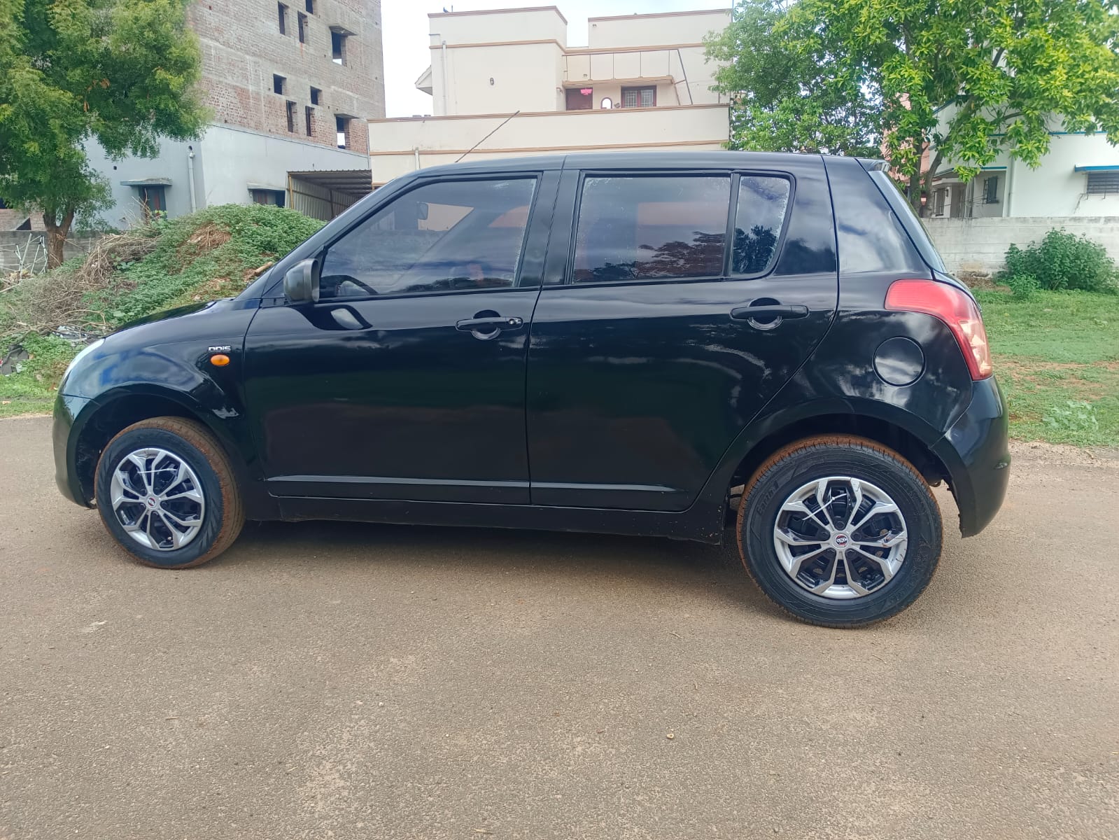 Maruti Suzuki Swift - Image 3