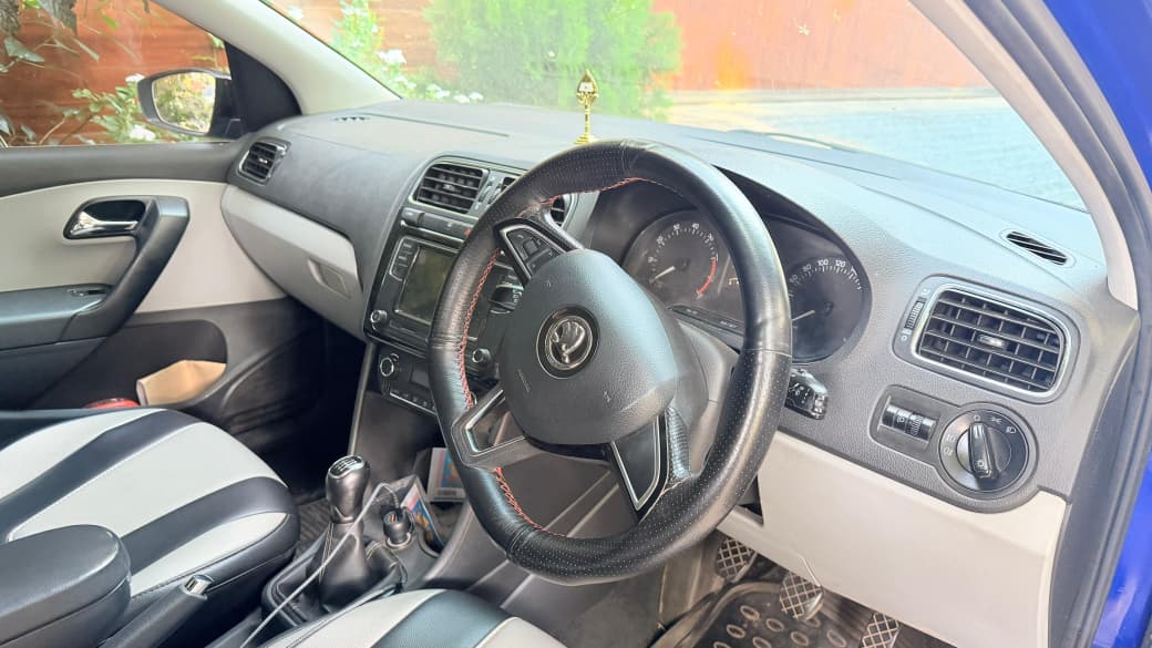 Skoda Rapid - Image 8